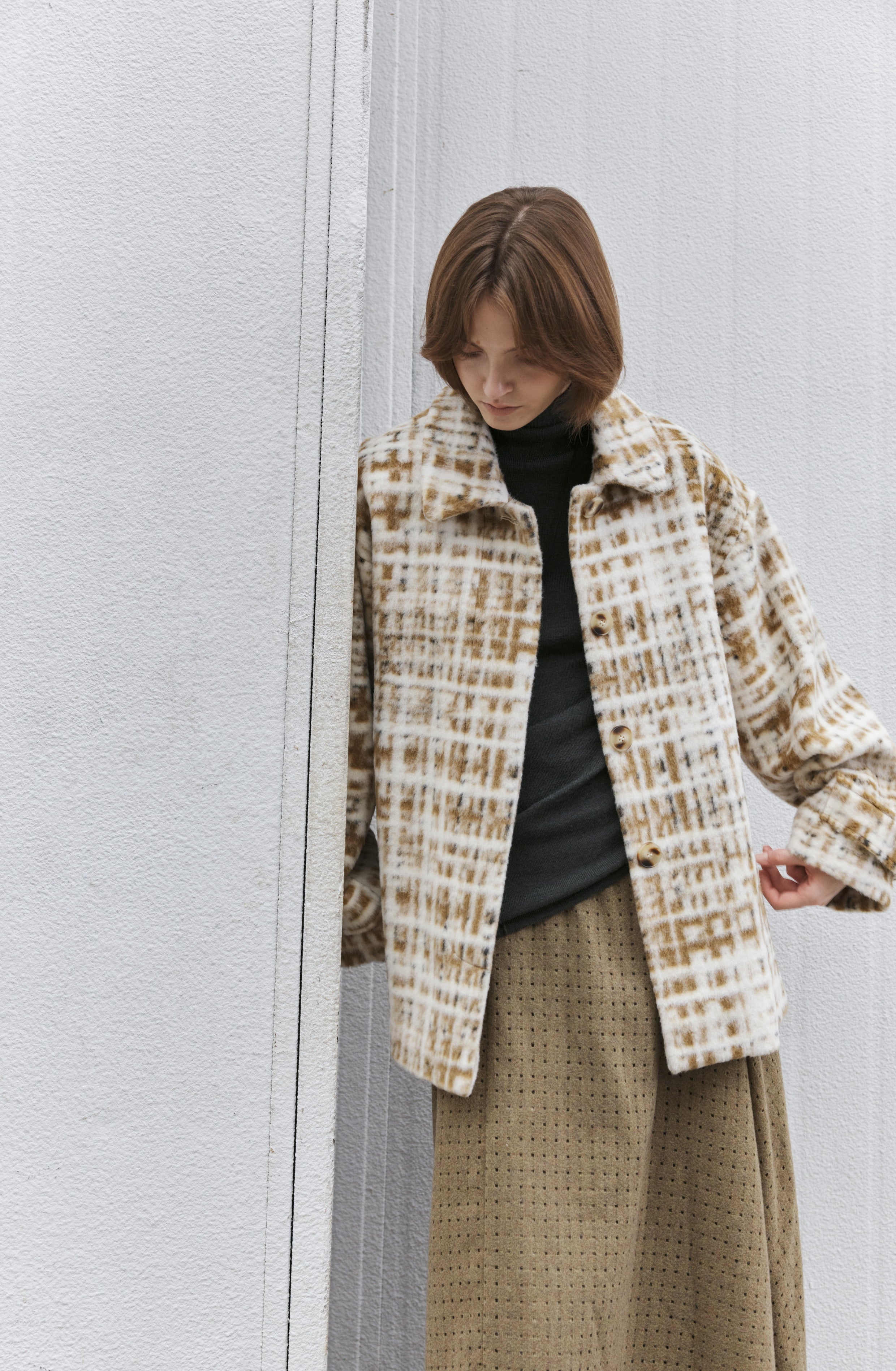 HAZY PLAID DESIGN SOFT JACKET