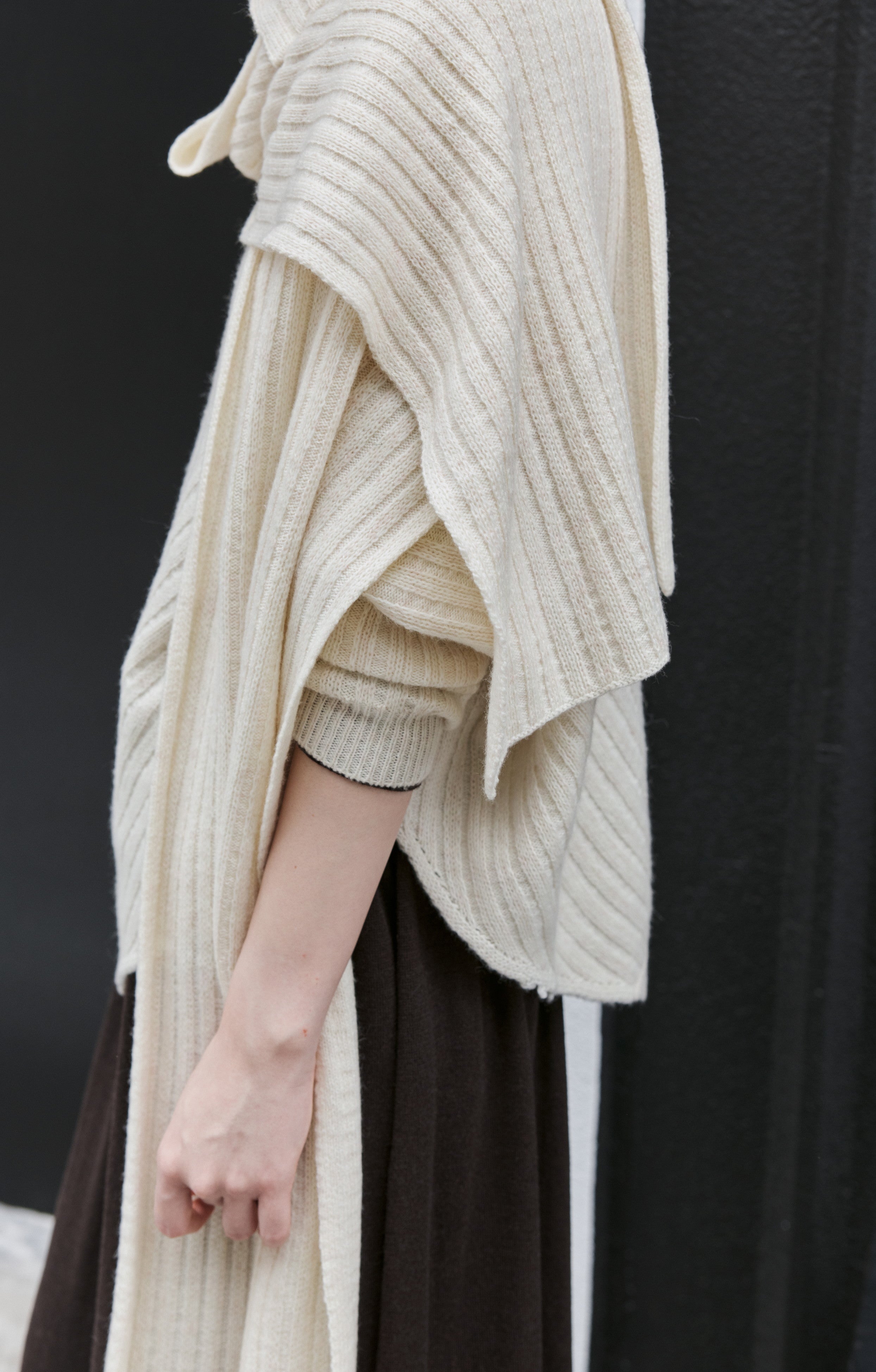 ASYMMETRIC TURTLE KNIT SCARF / アシンメトリータートルニットスカーフ