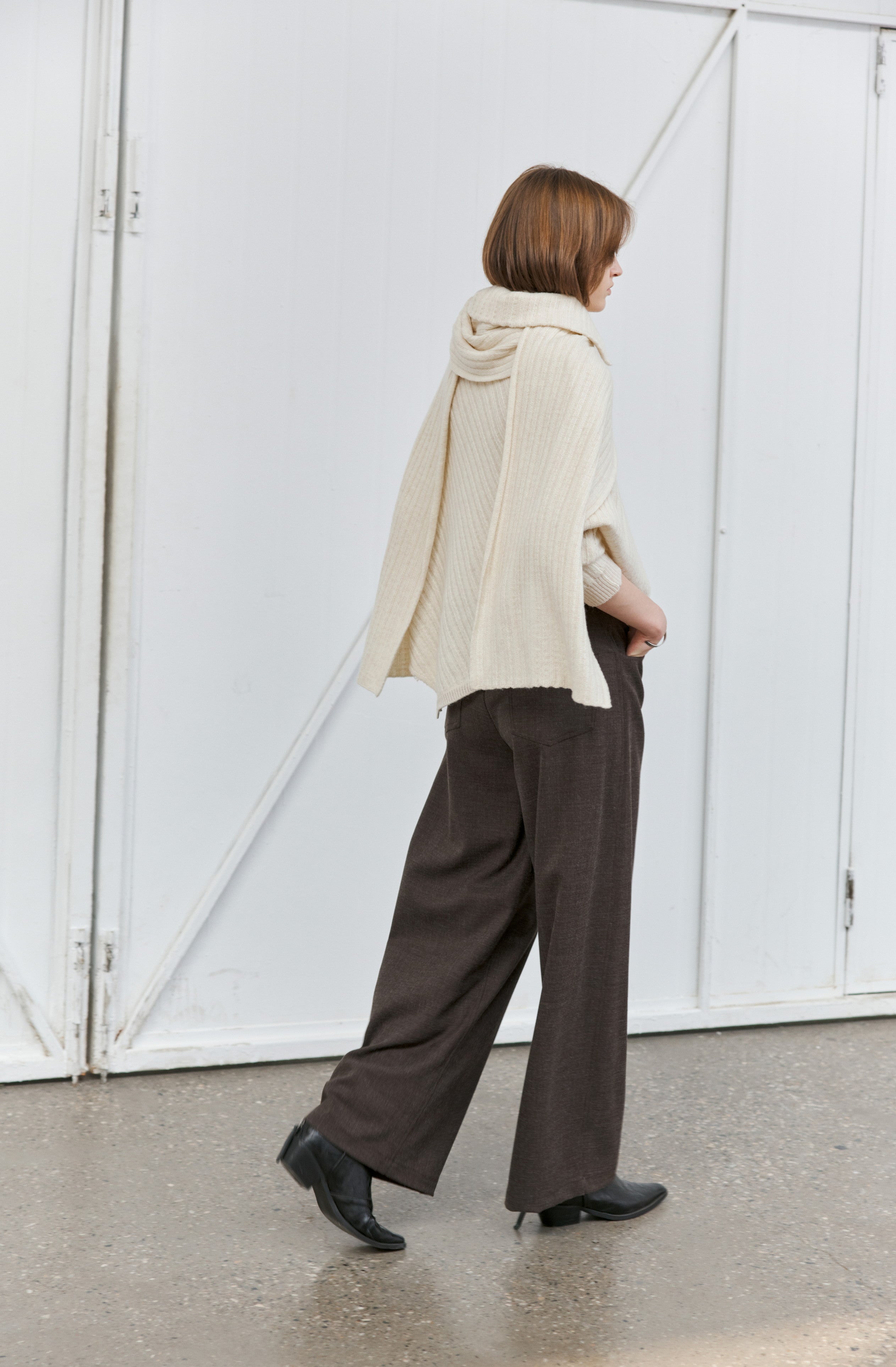 ASYMMETRIC TURTLE KNIT SCARF / アシンメトリータートルニットスカーフ