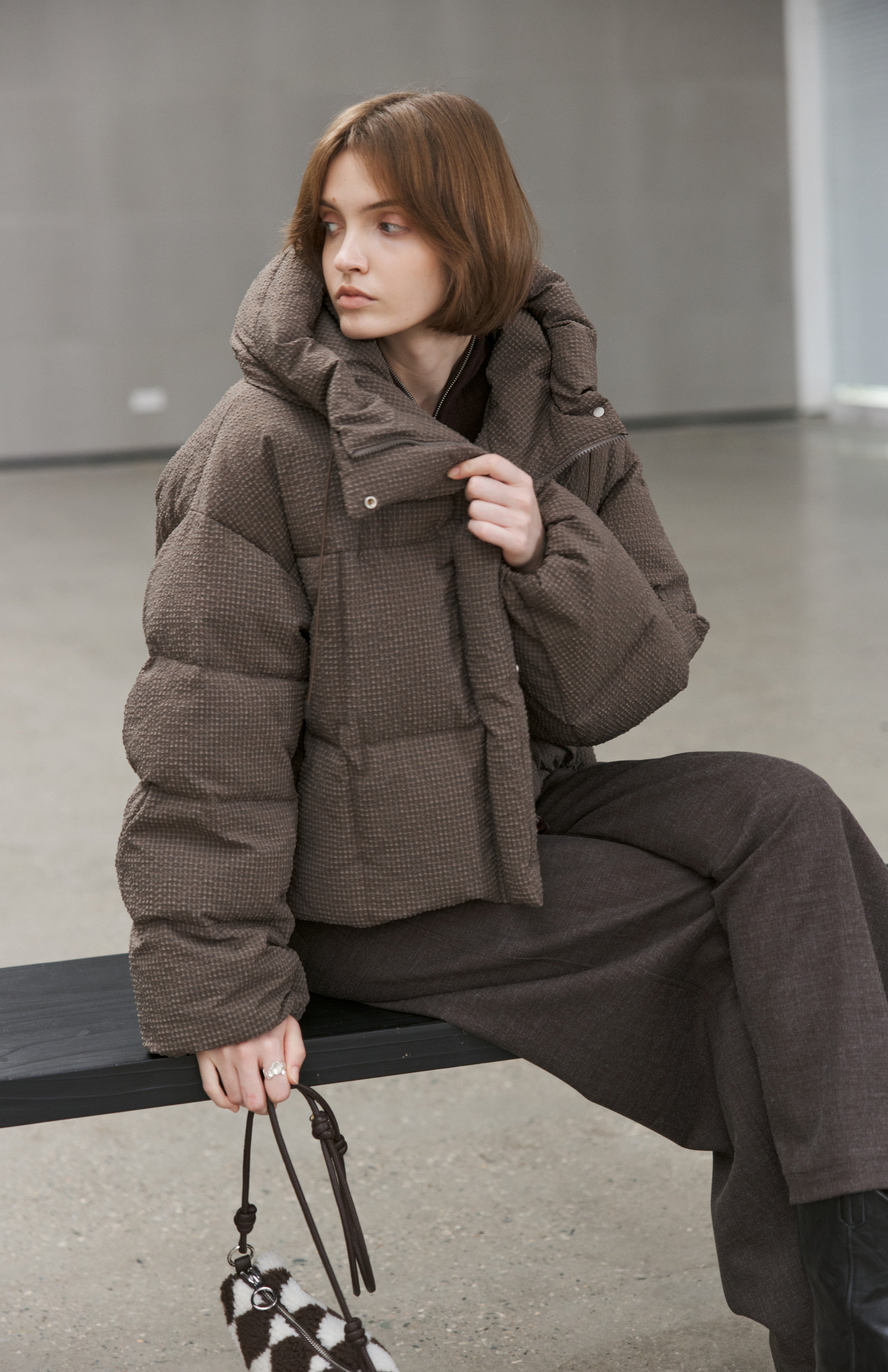PUFF TEXTURE HOODED DOWN / 퍼프 텍스처 푸드 다운