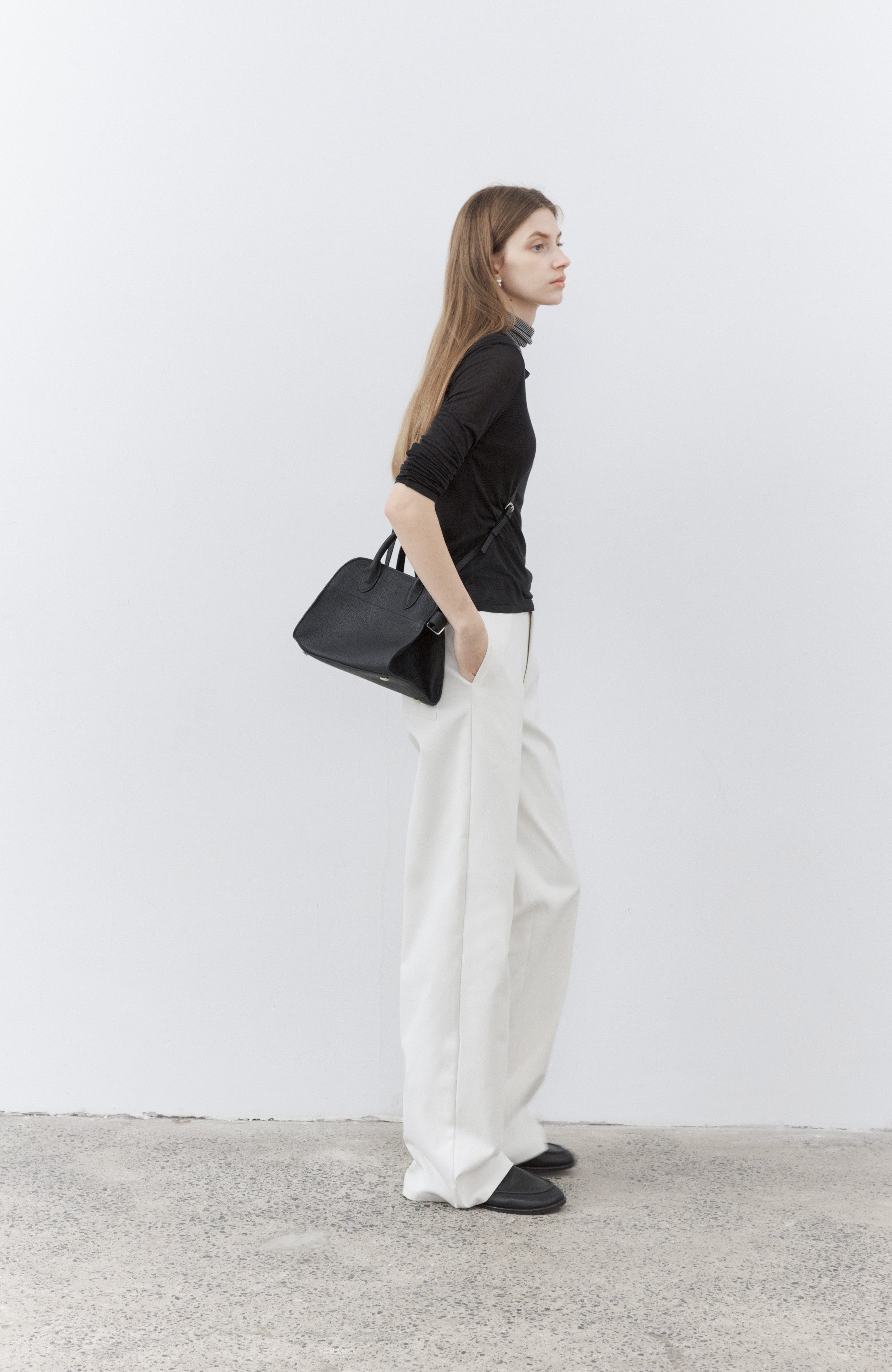 WHITE LOOSE SOFT PANTS