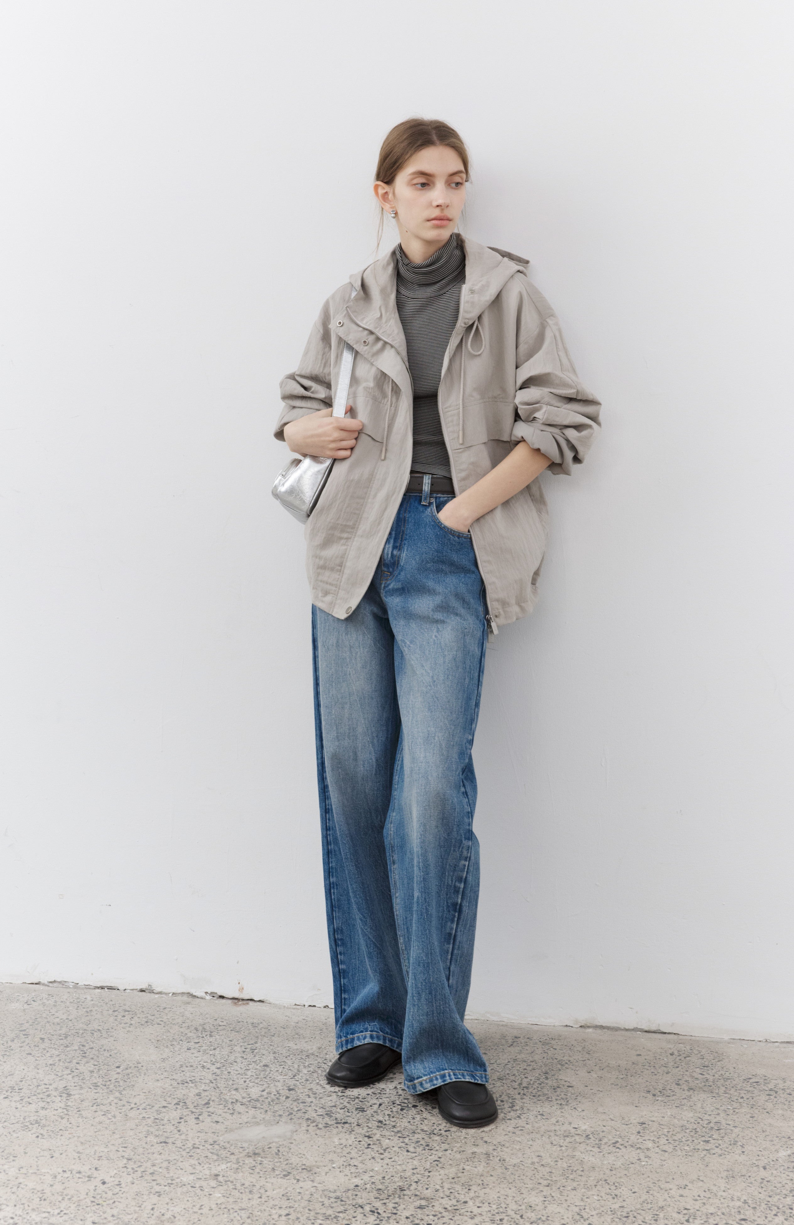 BASIC STRAIGHT JEANS