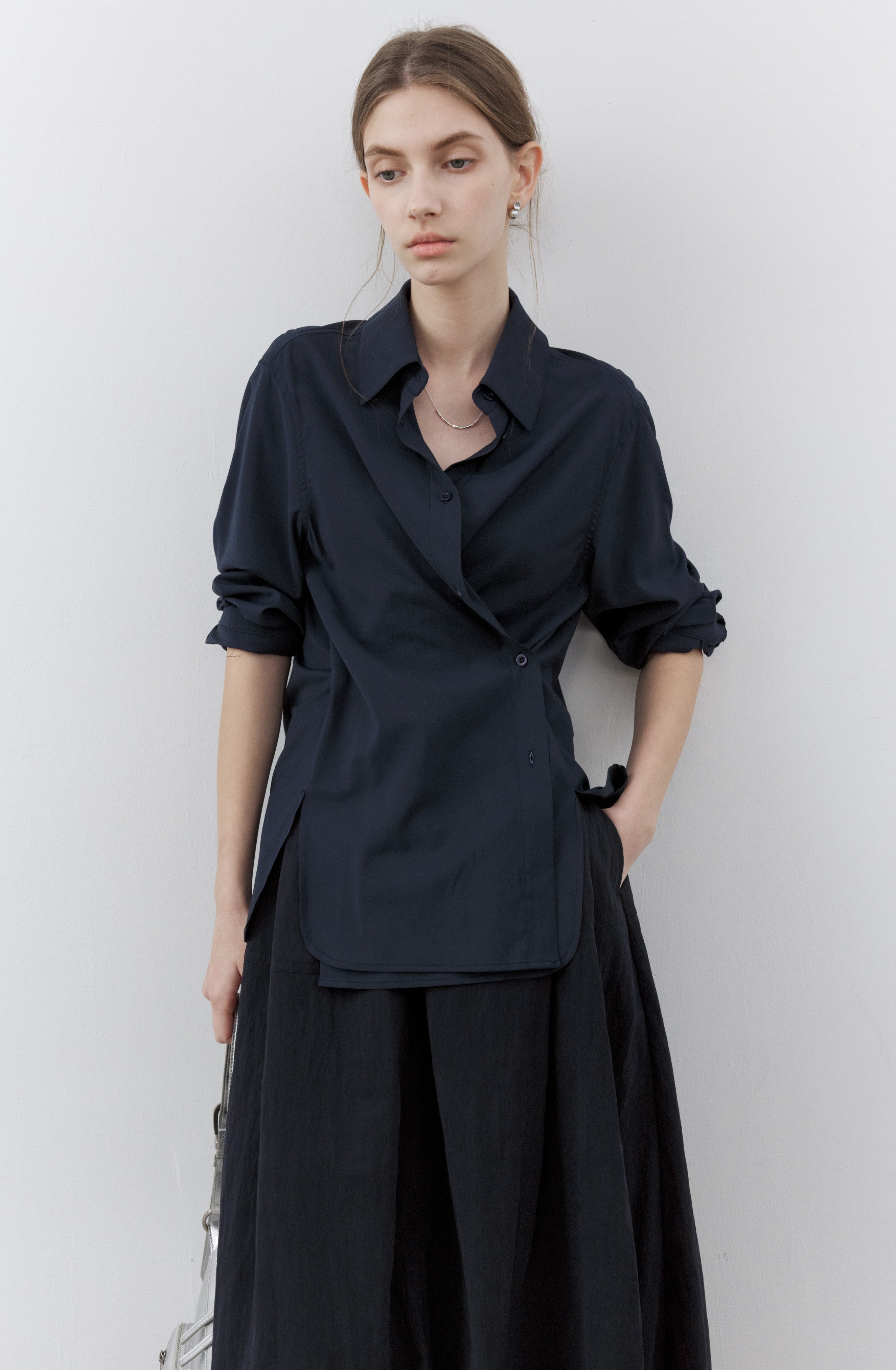 EDGE SILHOUETTE COLOR SHIRT