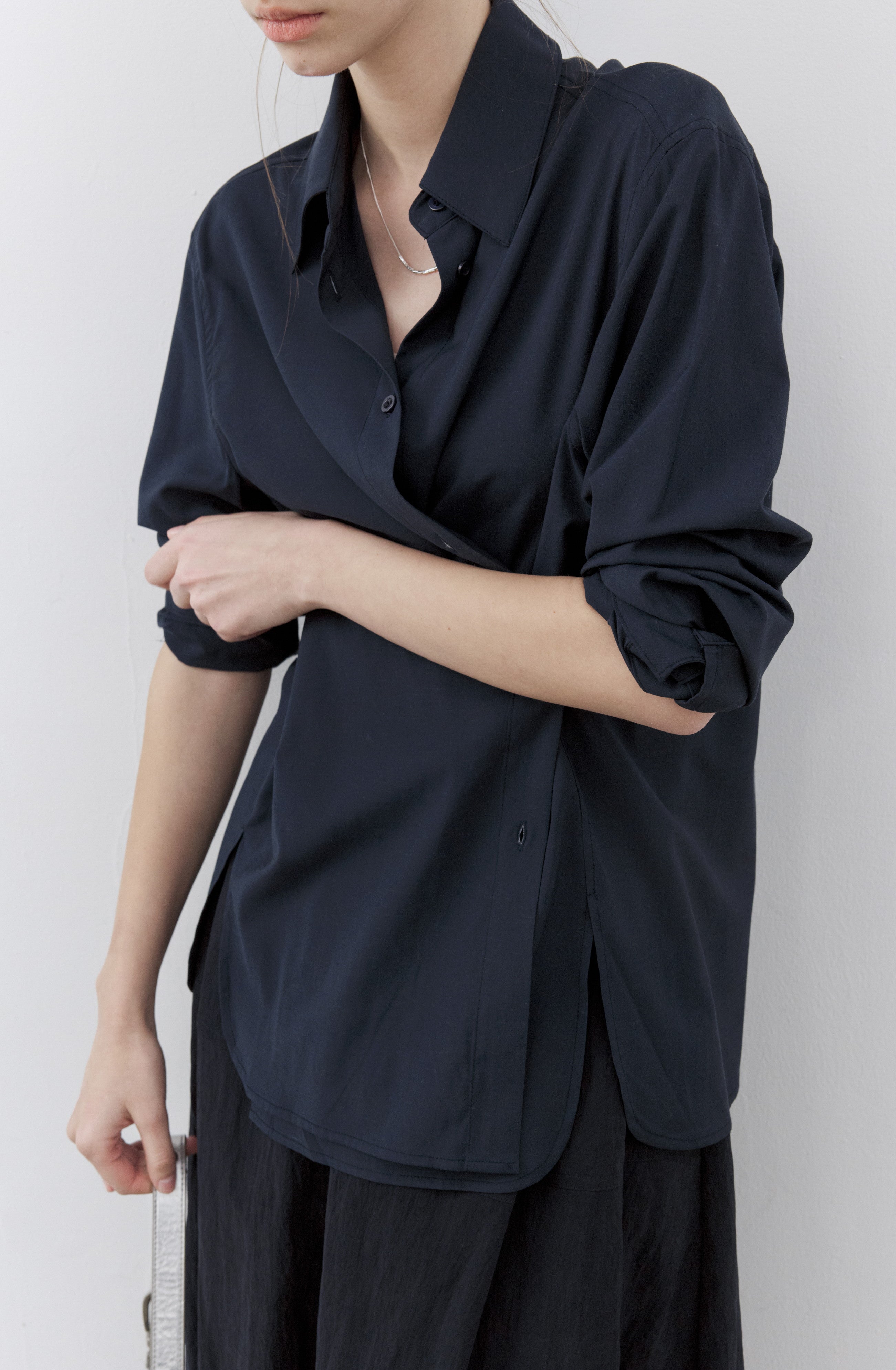 EDGE SILHOUETTE COLOR SHIRT
