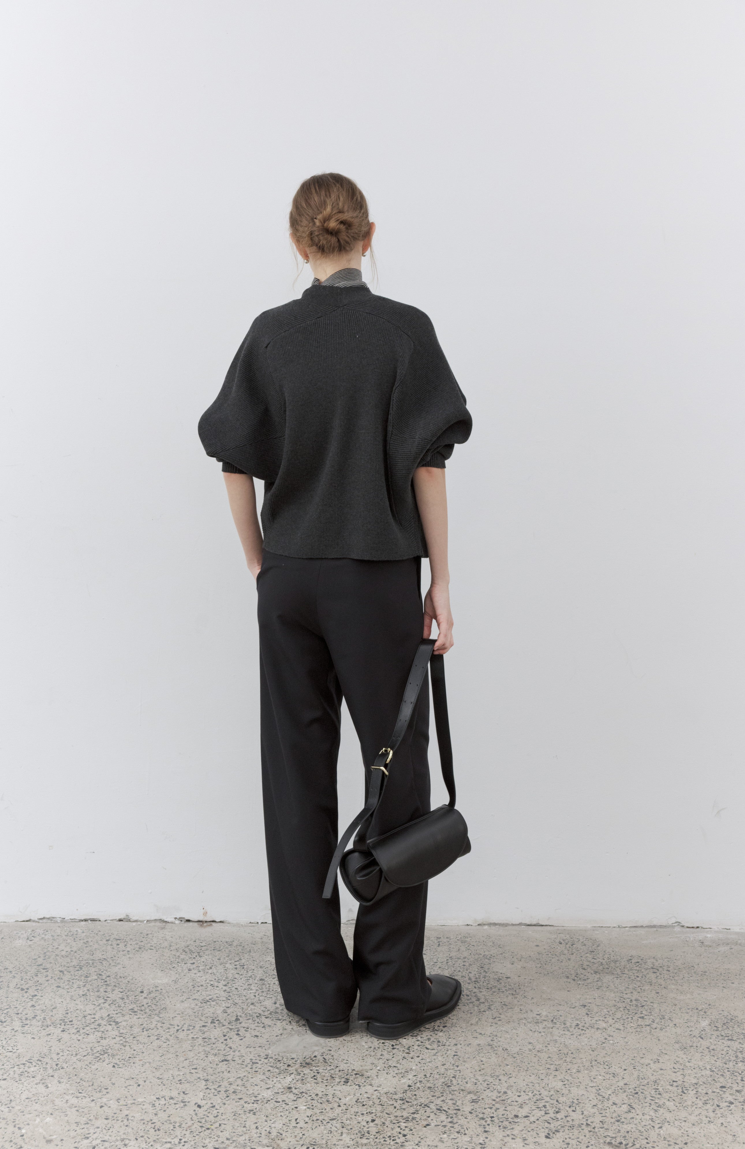 DRAPE STRAIGHT SLACKS