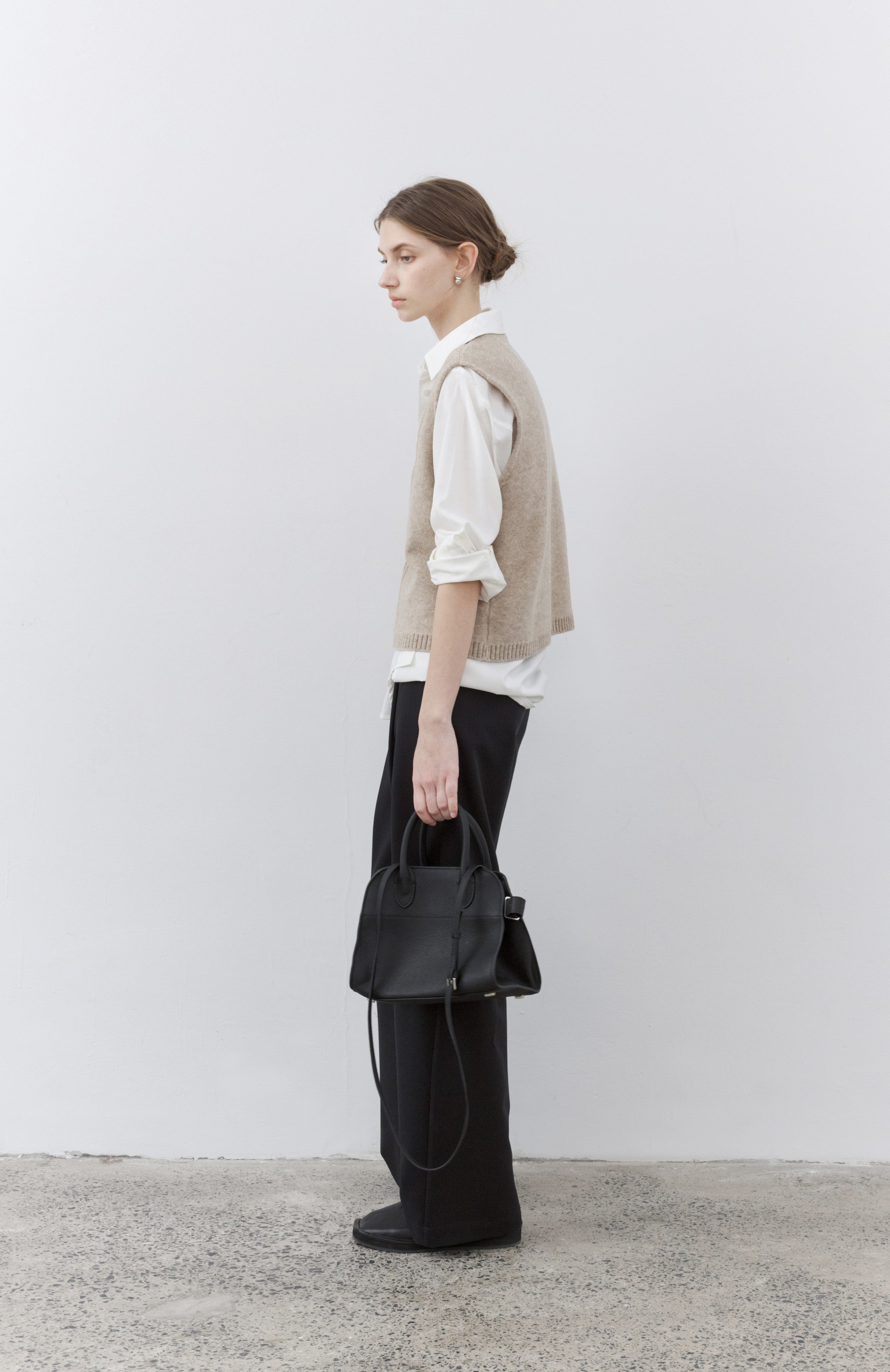 DRAPE STRAIGHT SLACKS