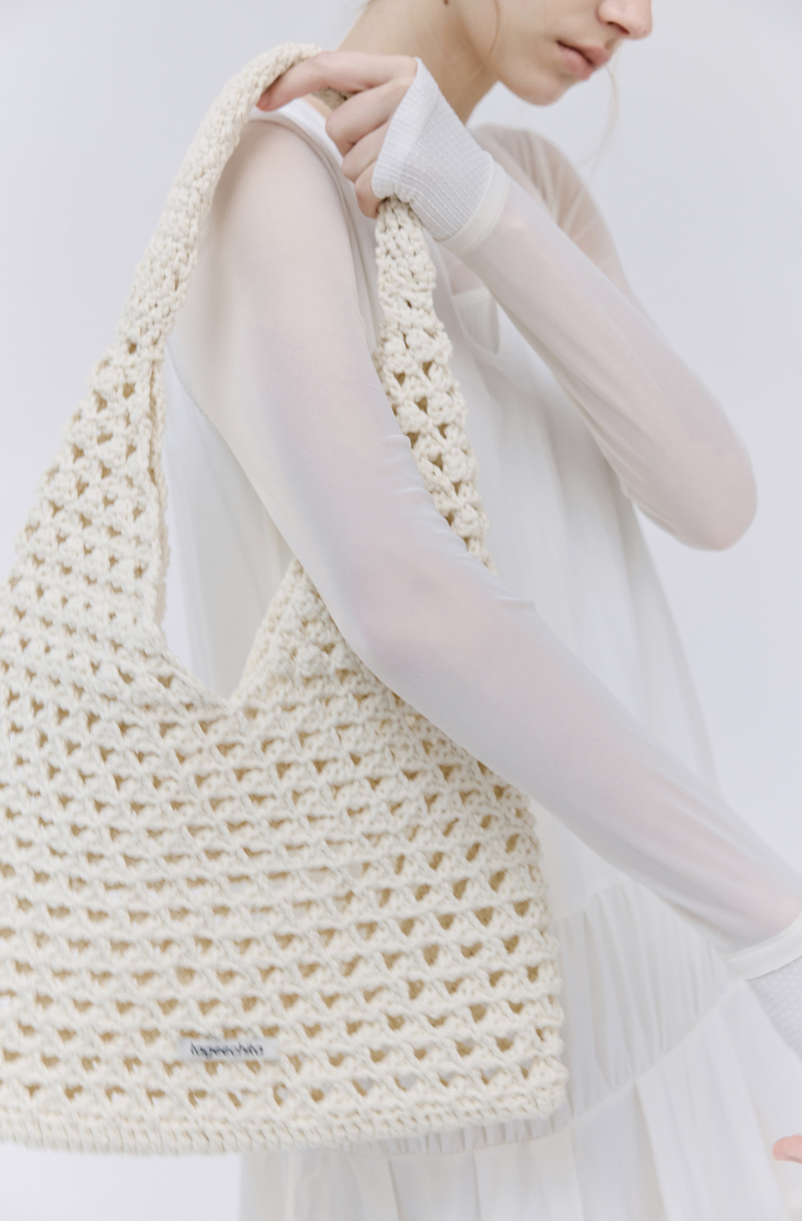 PART SHEER NATURAL TOP / 파트 시어 내츄럴 톱