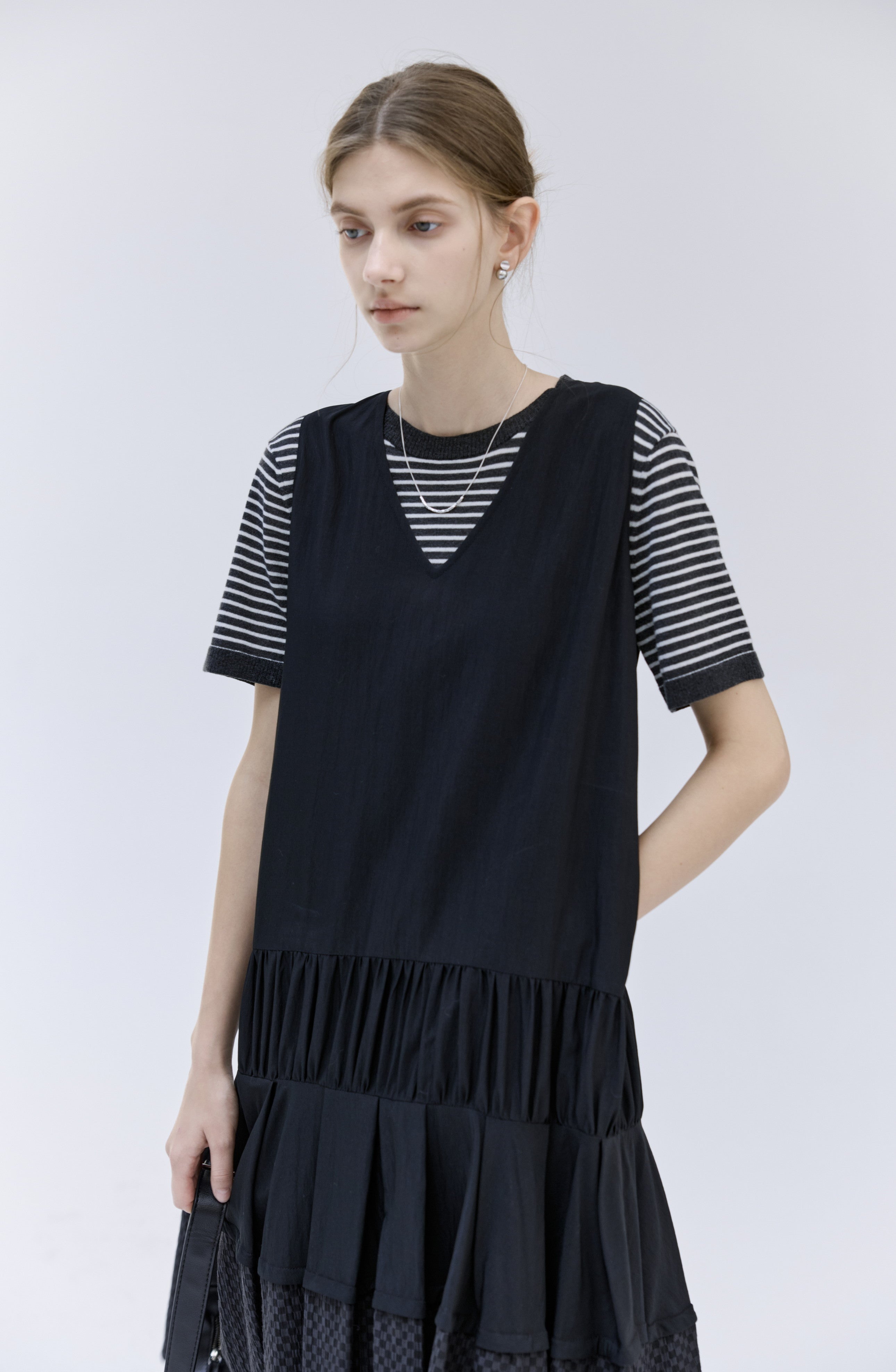 WAIST FIT STRIPE T-SHIRT