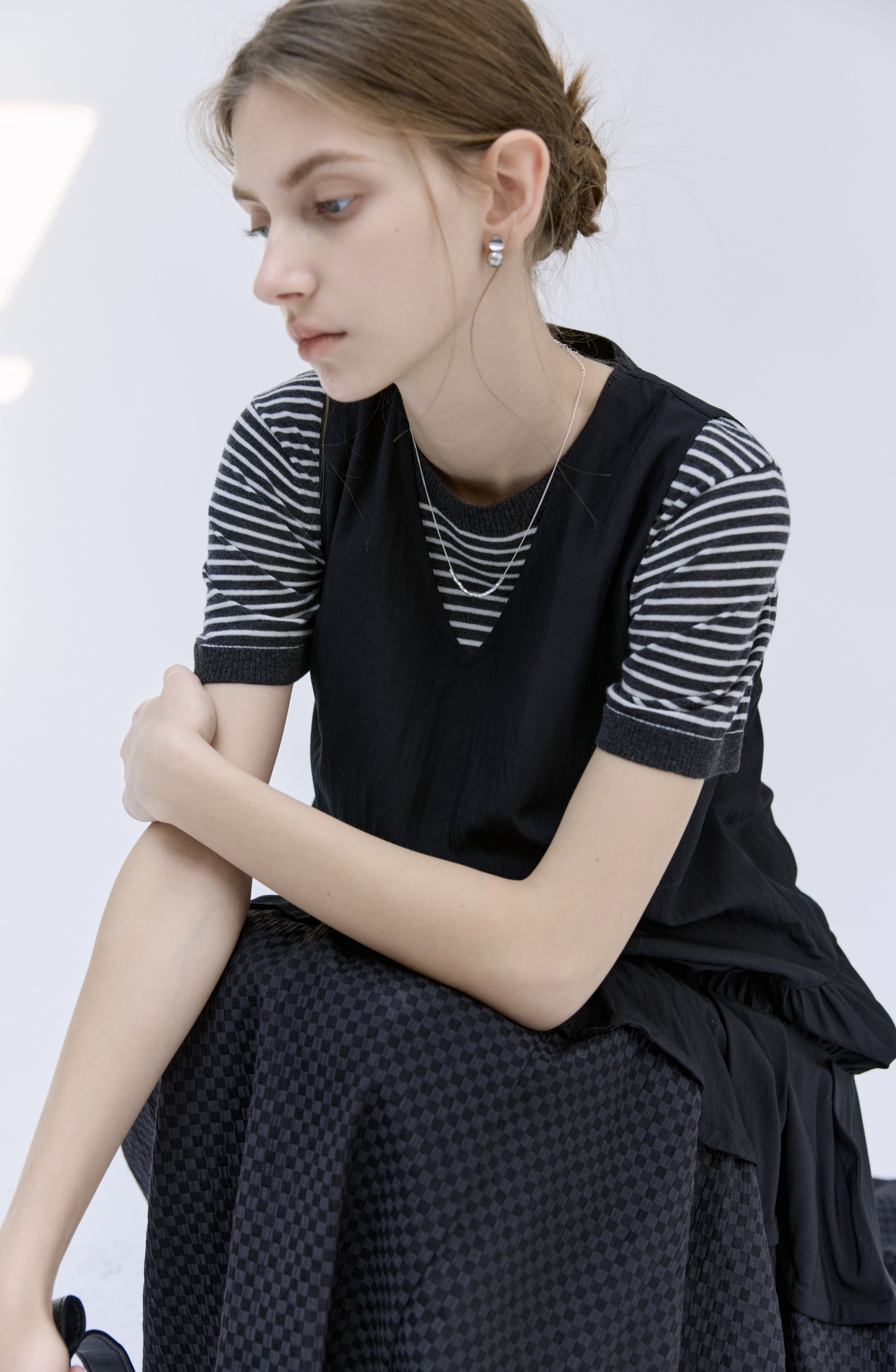 HEM EDGE TIERED DRESS / ヘムエッジティアードワンピース