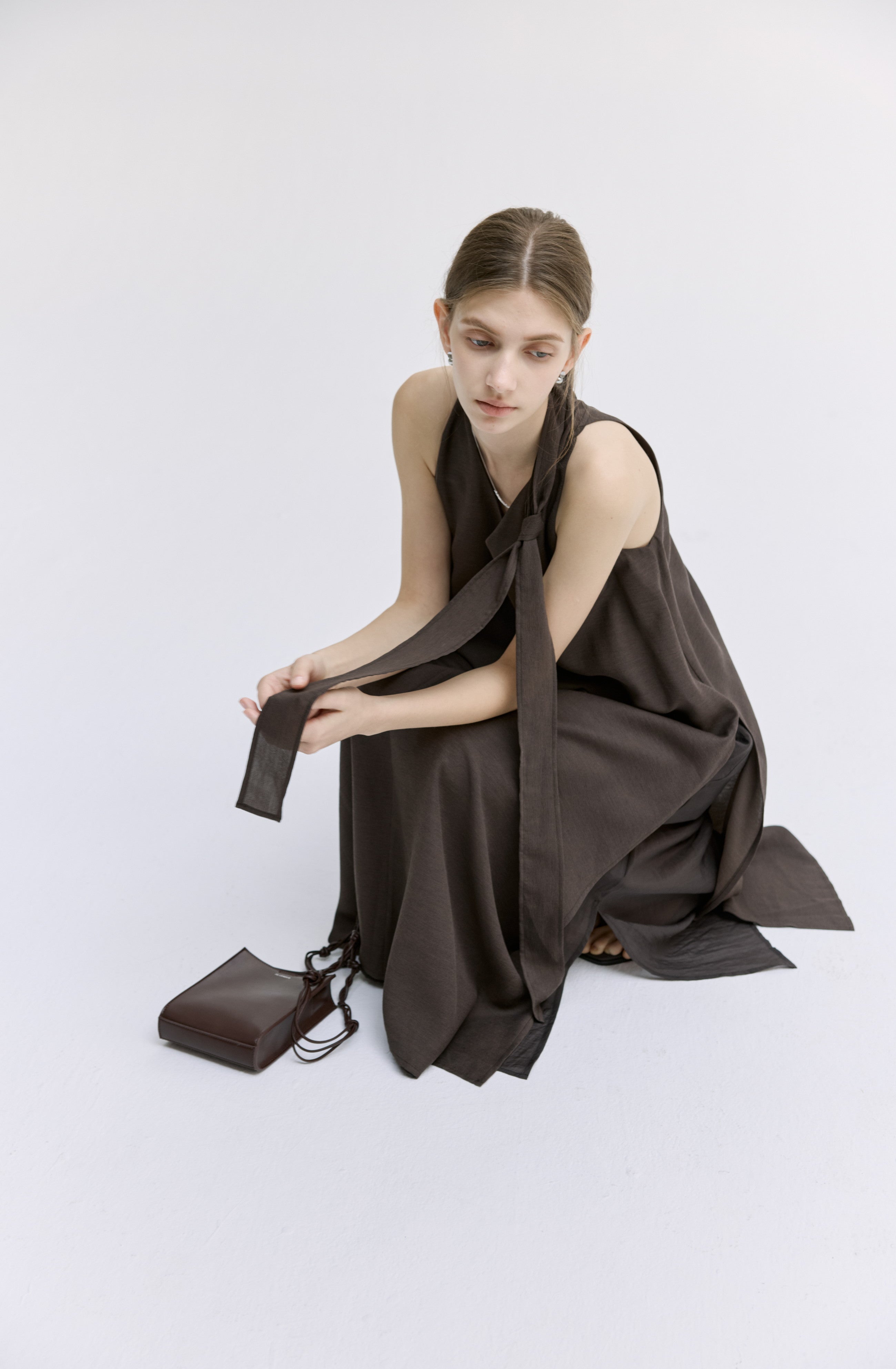 HALTER NECK FLARE DRESS / ホルターネックフレアワンピース