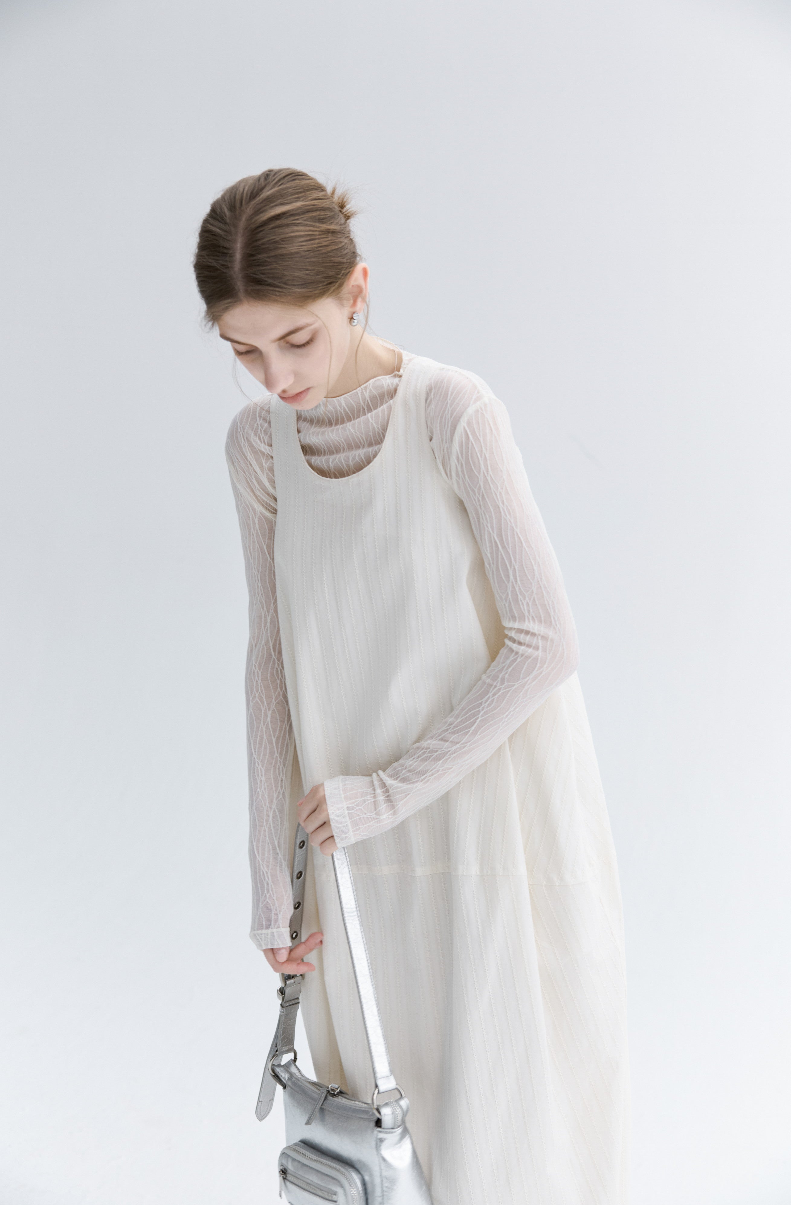 BACK SLIT BALLOON DRESS / 백 슬릿 풍선 원피스