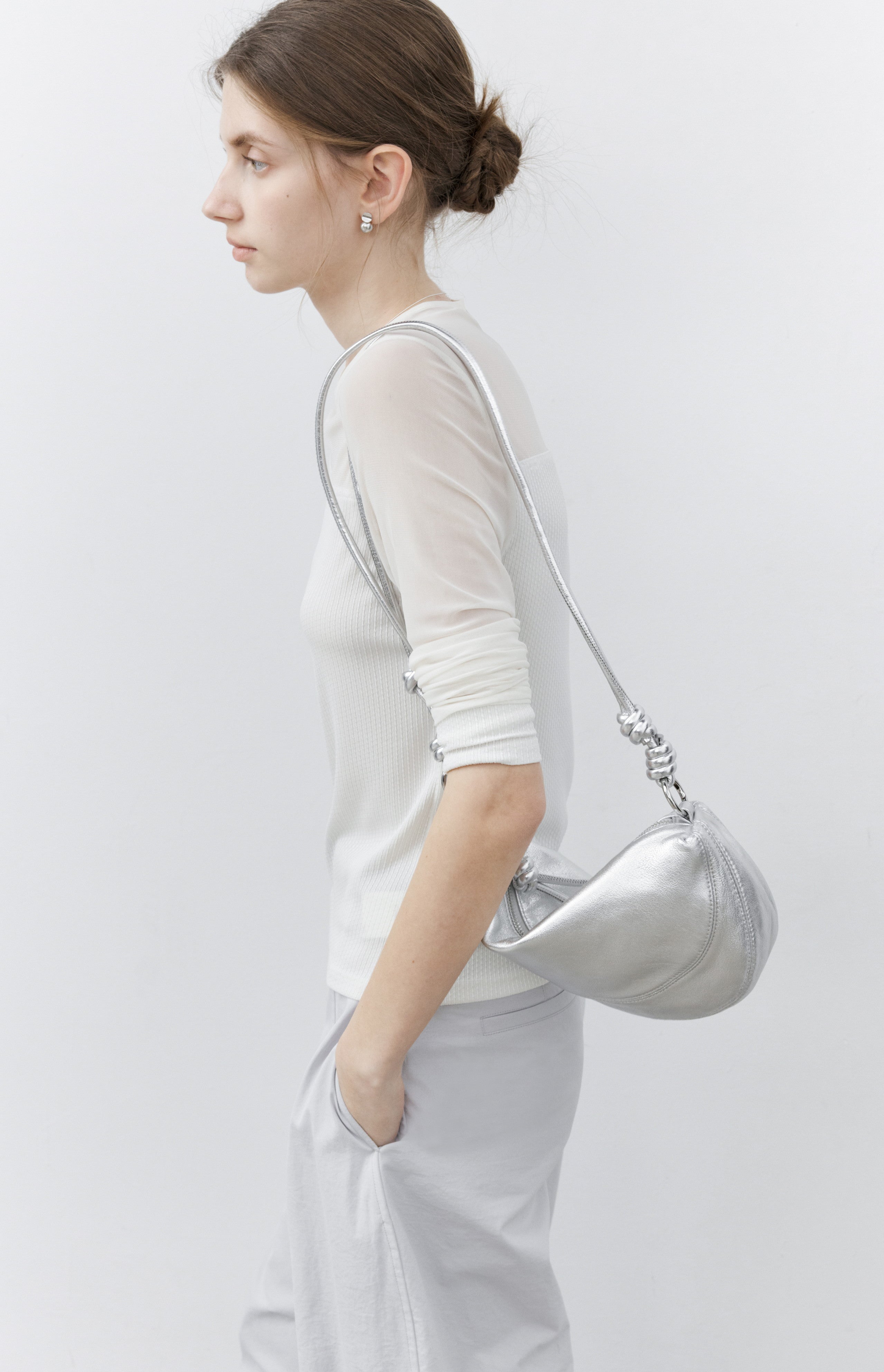PART SHEER NATURAL TOP / 파트 시어 내츄럴 톱