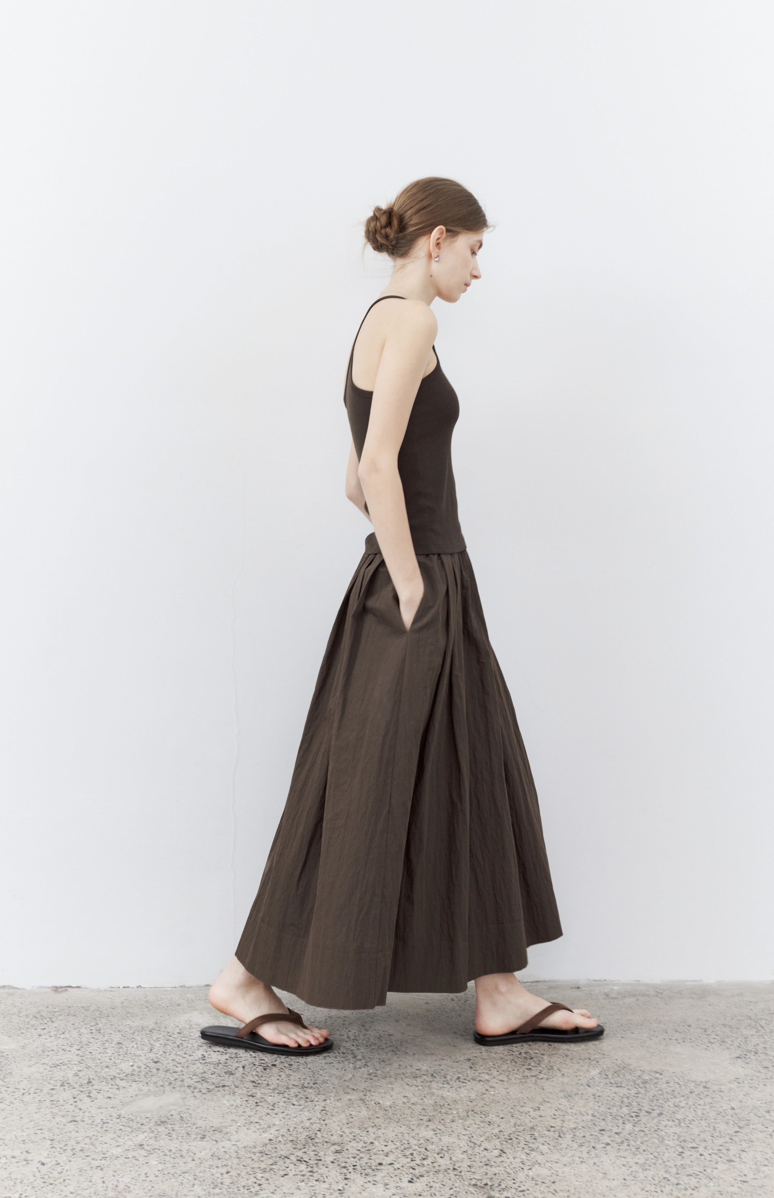 VOLUME GATHER BROWN SKIRT / ボリュームギャザーブラウンスカート