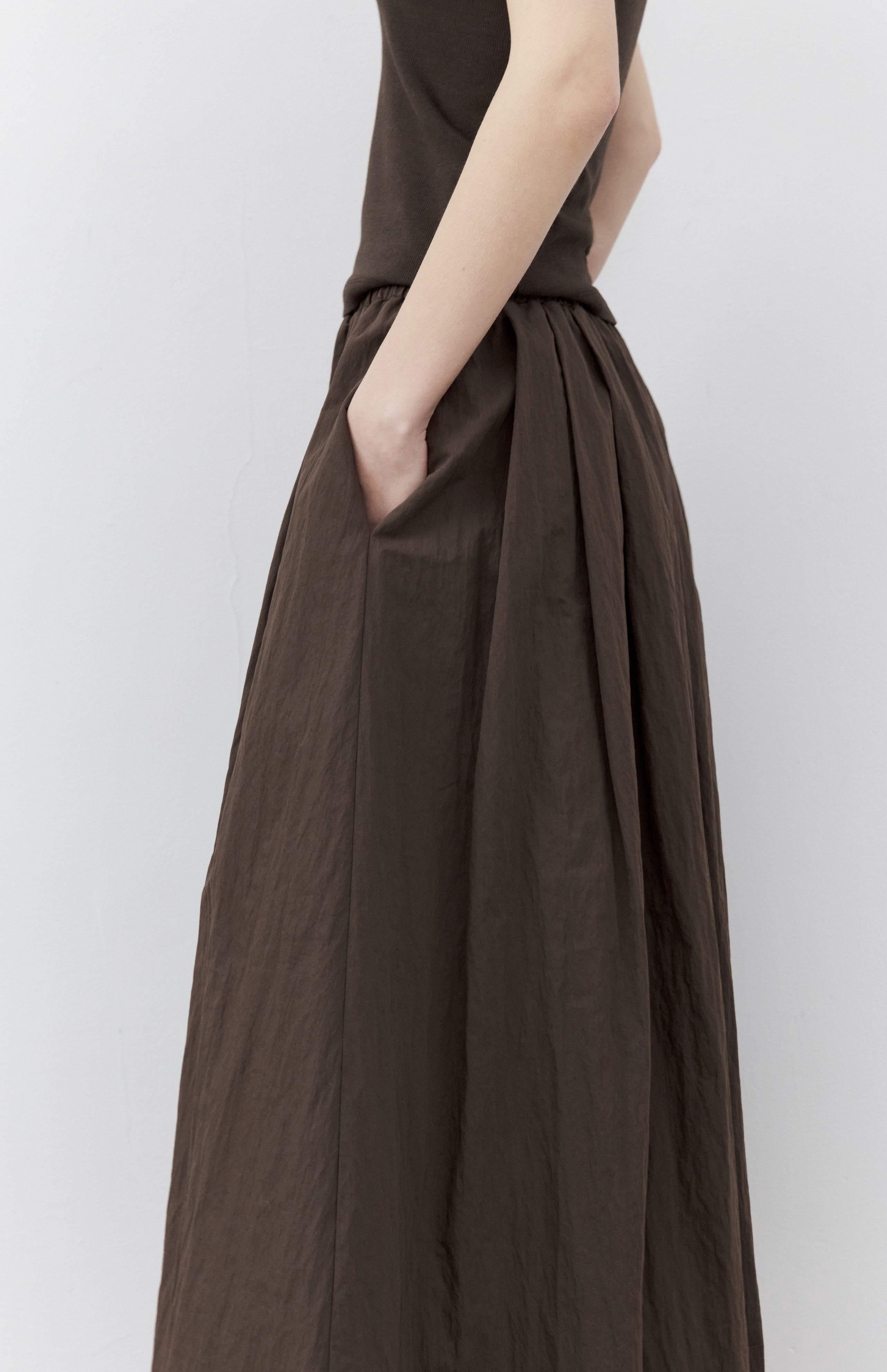VOLUME GATHER BROWN SKIRT / ボリュームギャザーブラウンスカート