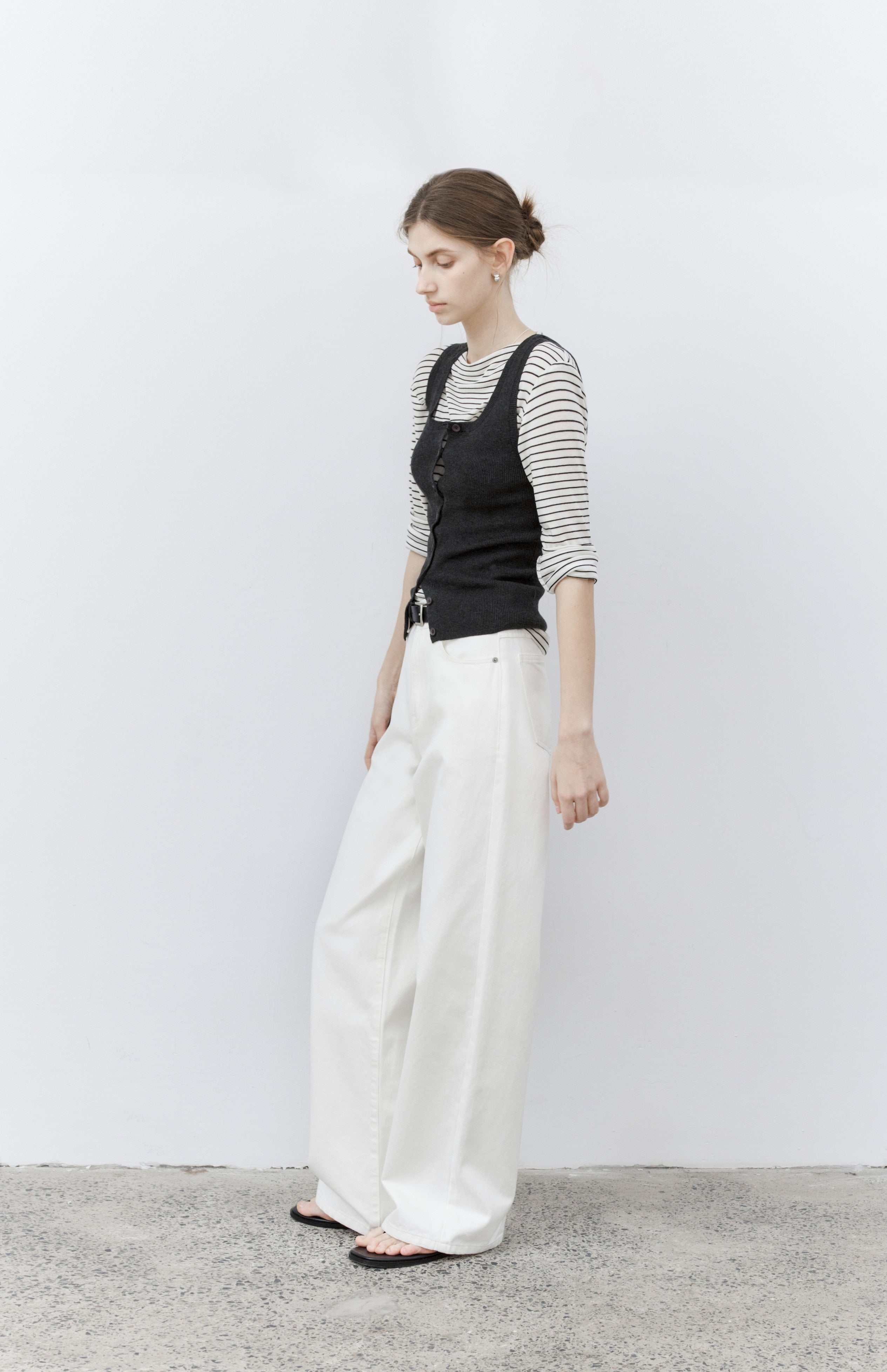 PATCH ACCENT WHITE JEANS / パッチアクセントホワイトジーンズ
