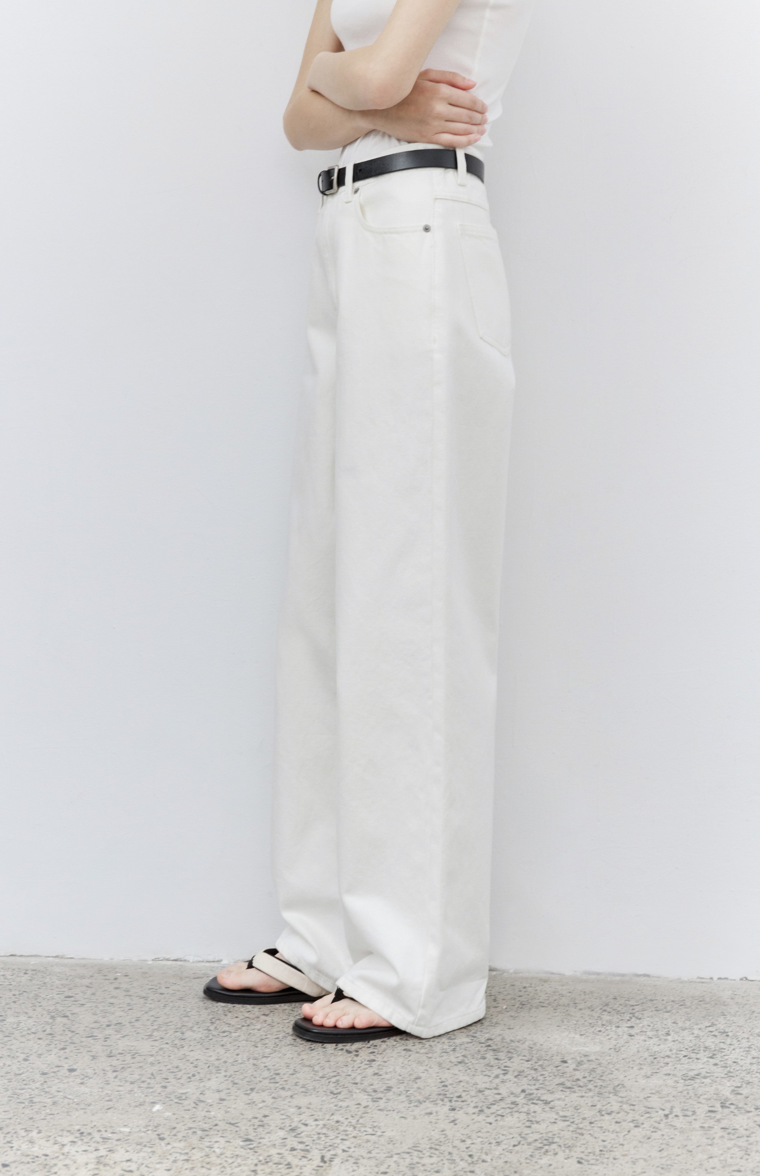 PATCH ACCENT WHITE JEANS / パッチアクセントホワイトジーンズ