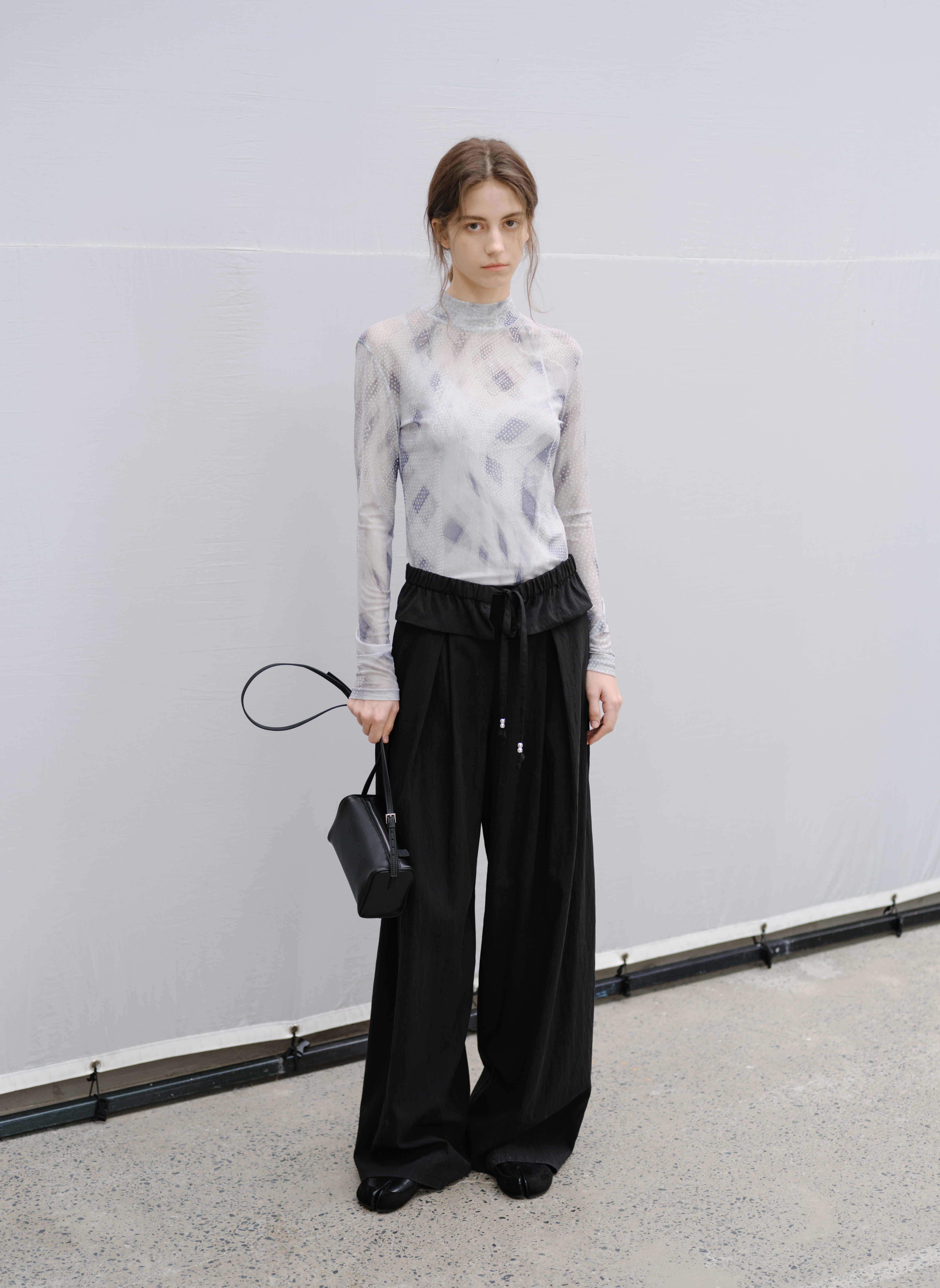 PLEATS WAIST DRAPE PANTS / 플리츠 웨스트 드레이프 팬츠