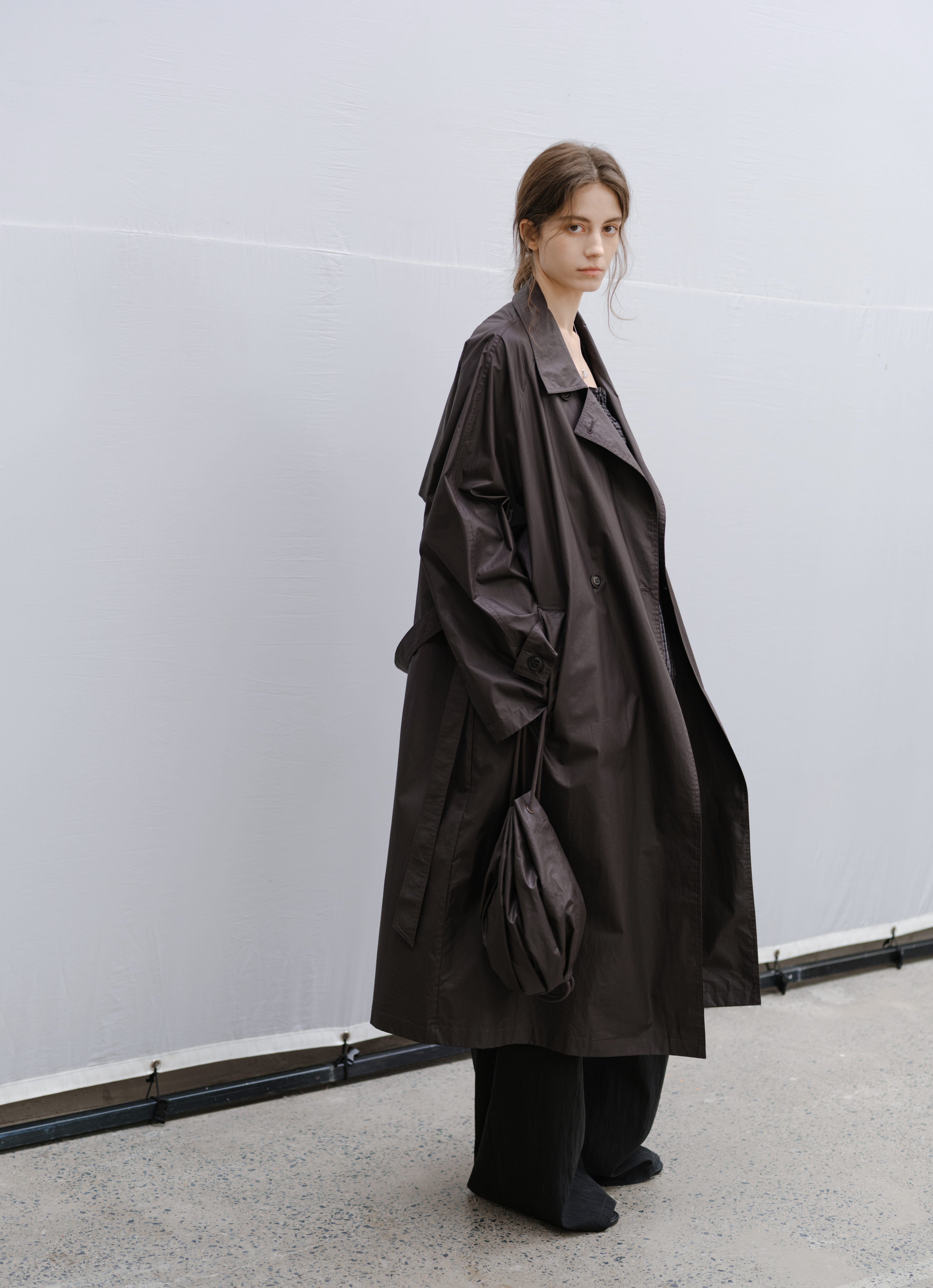 COATING TEXTURE PLEATS BAG / コーティングテクスチャープリーツバック