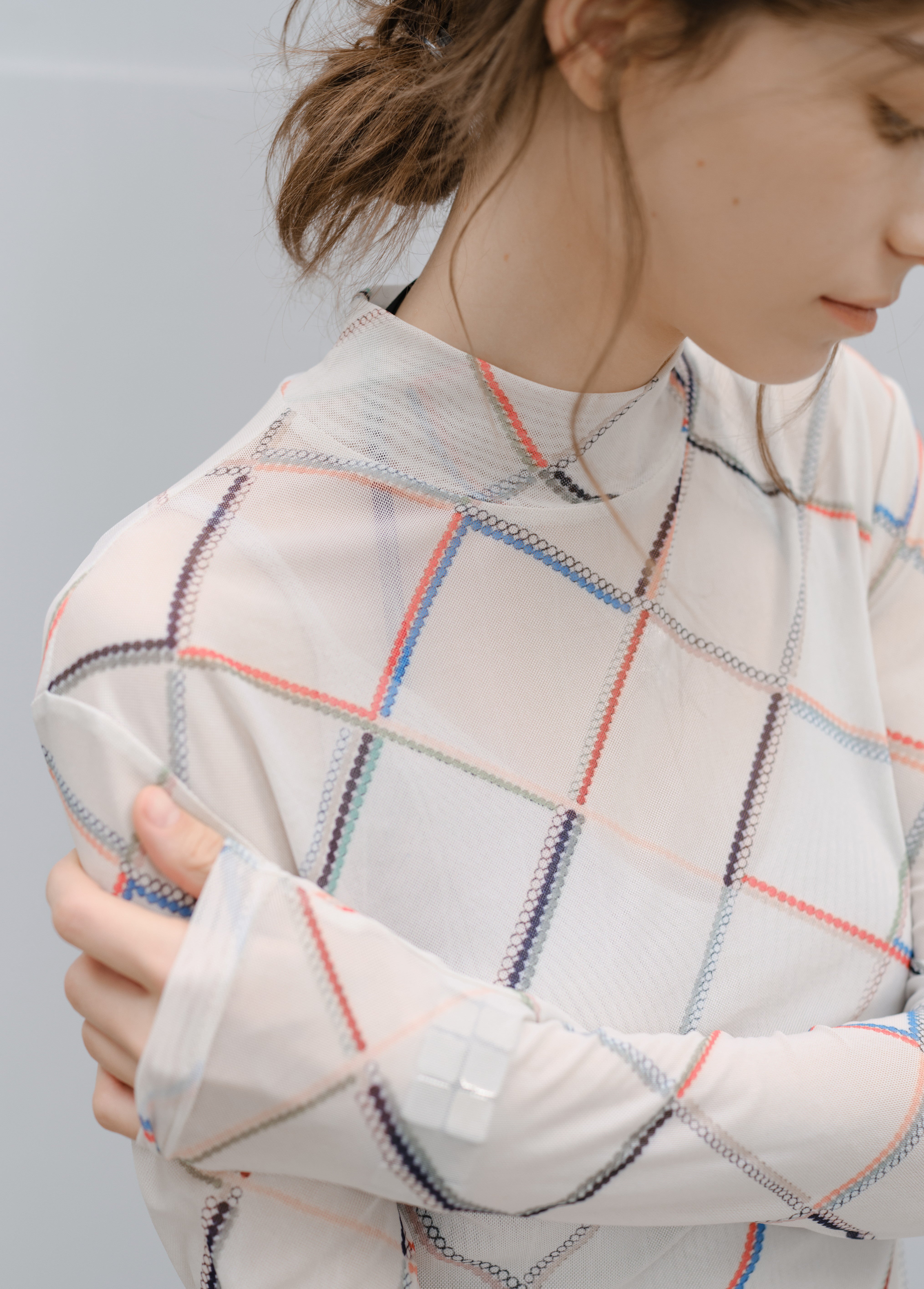 GRID DESIGN SHEER TOP / グリッドデザインシアートップ