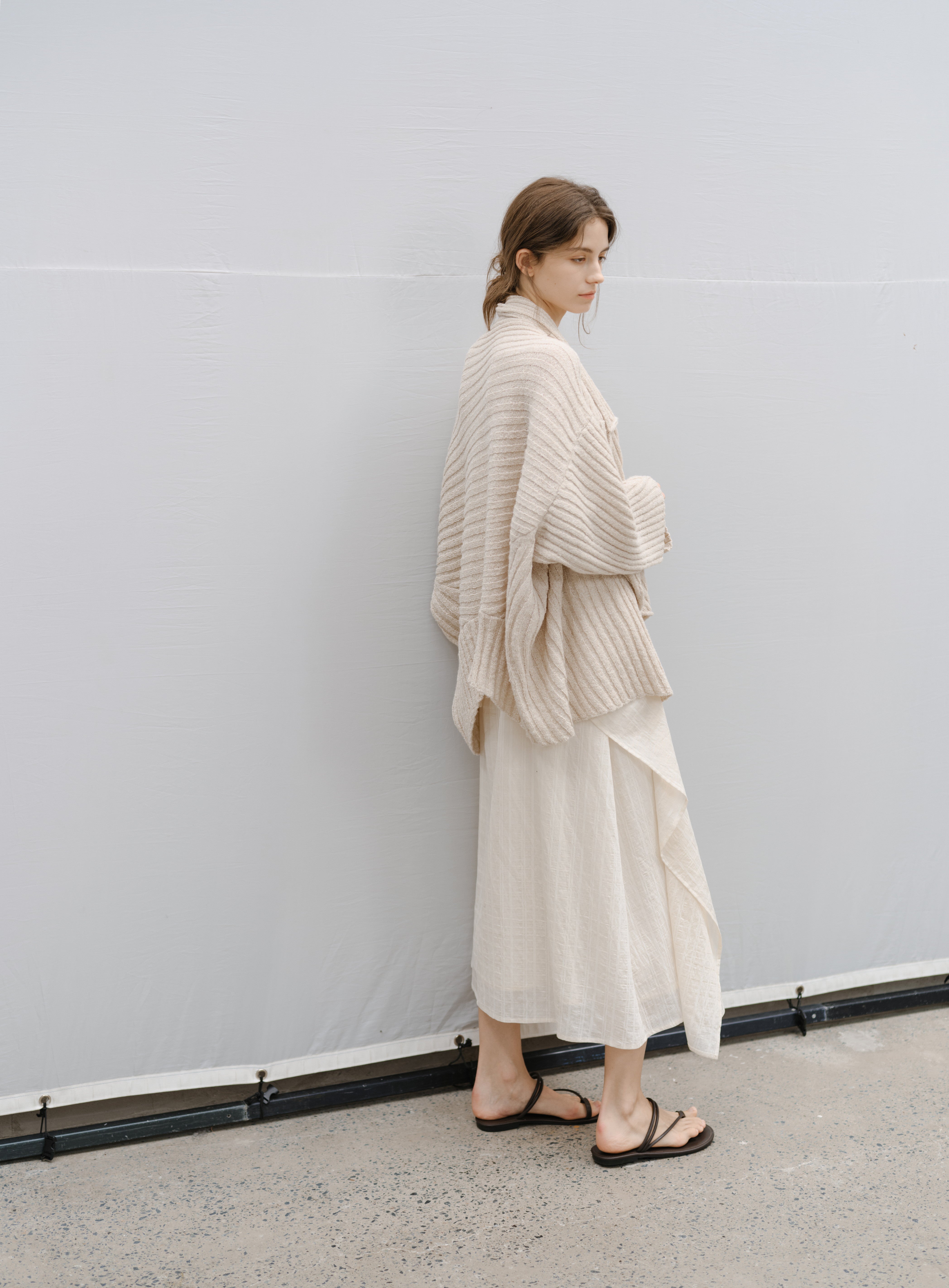 FLARE SOFT KNIT CARDIGAN