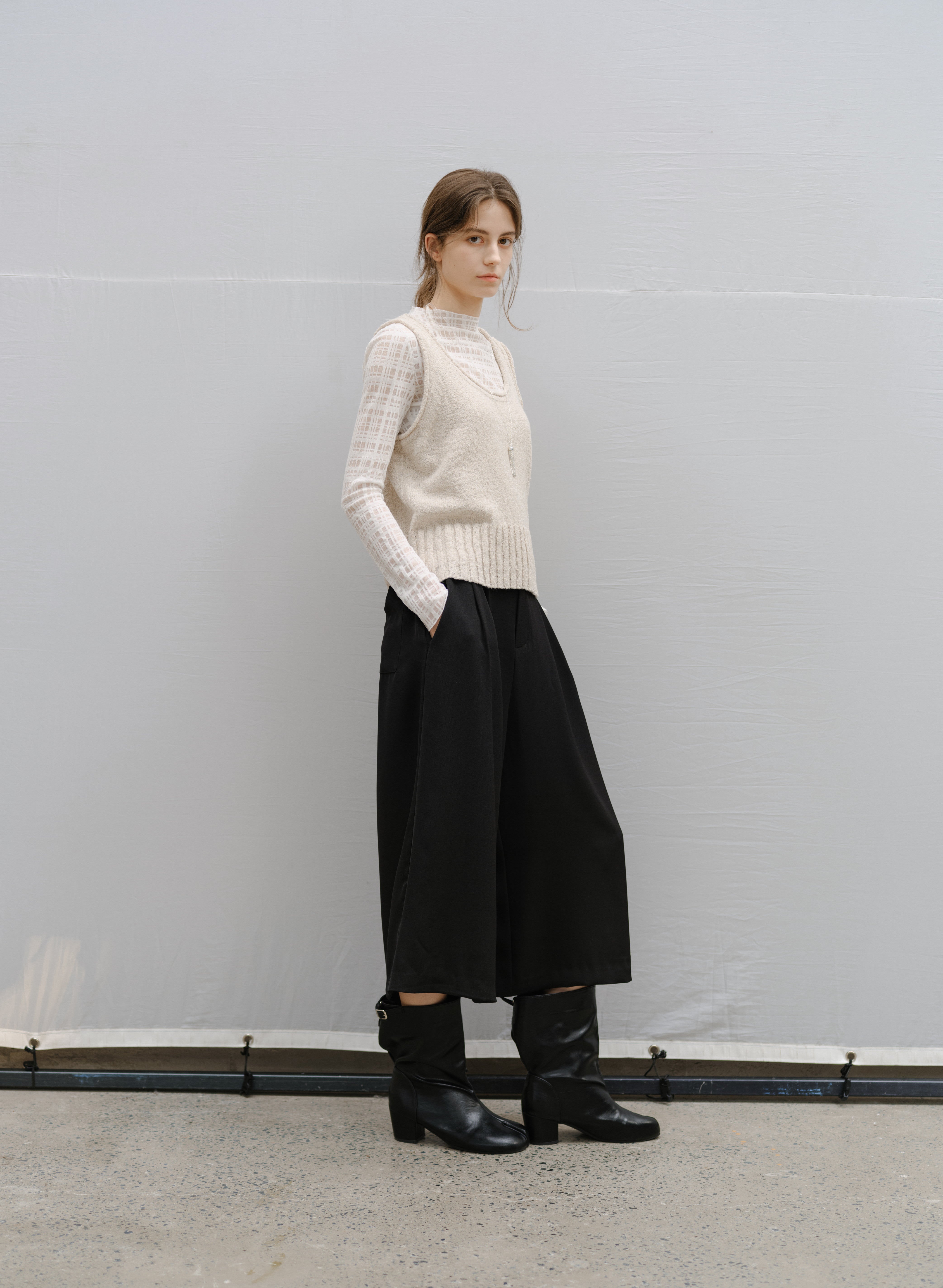 ROLL HEM KNIT VEST / ロールヘムニットベスト