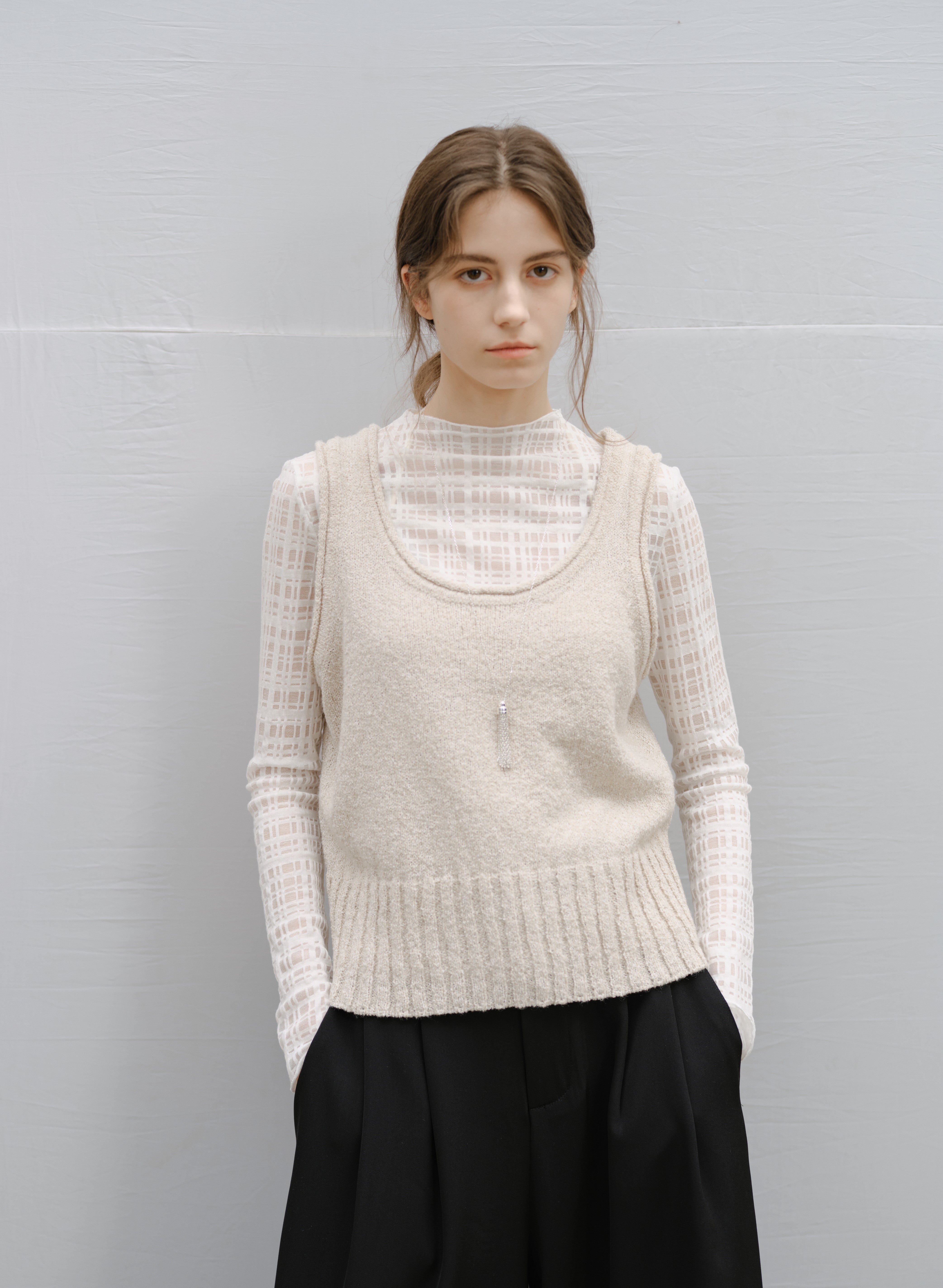 ROLL HEM KNIT VEST / 롤헴 니트 베스트