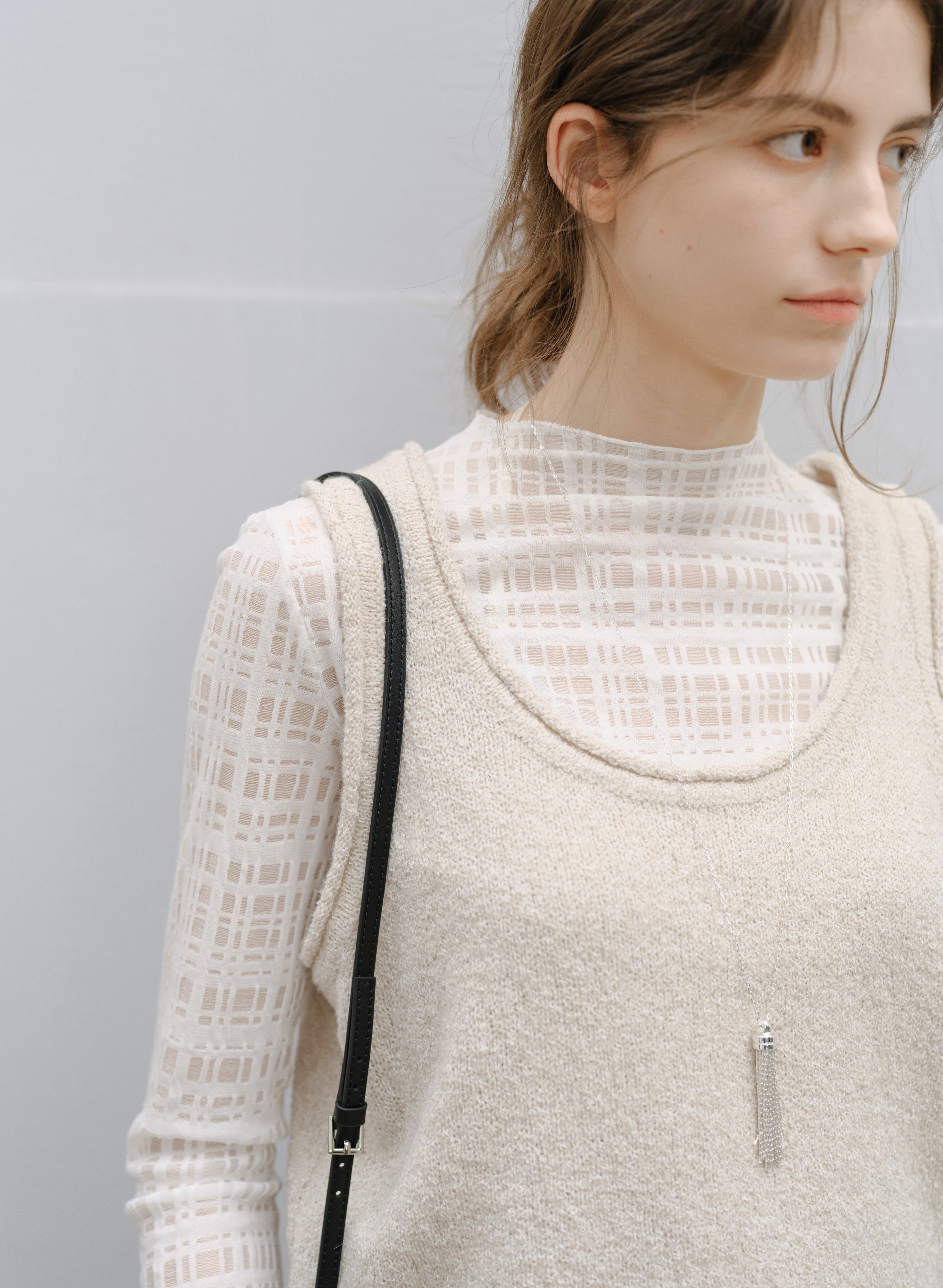 ROLL HEM KNIT VEST / 롤헴 니트 베스트