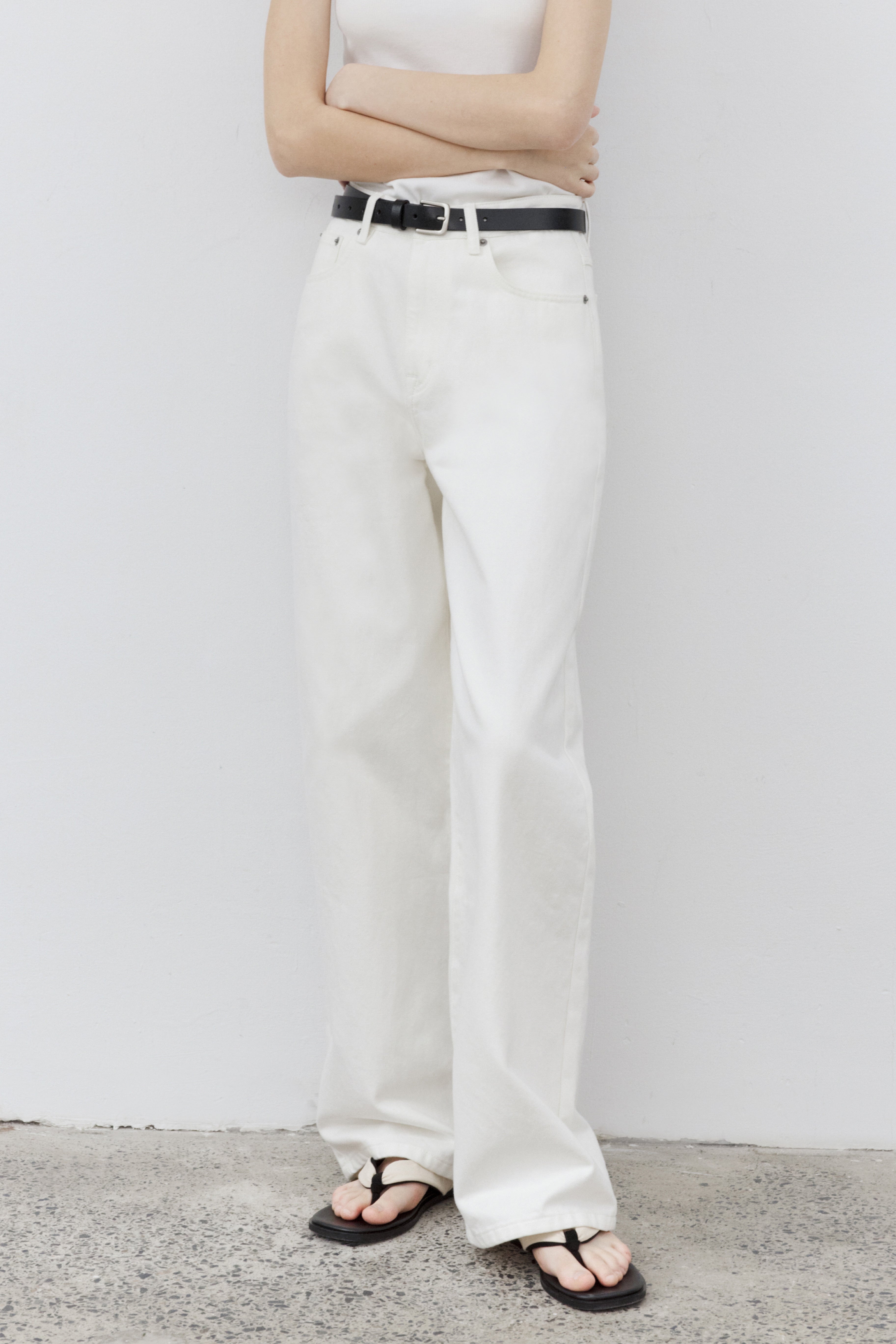 PATCH ACCENT WHITE JEANS / パッチアクセントホワイトジーンズ