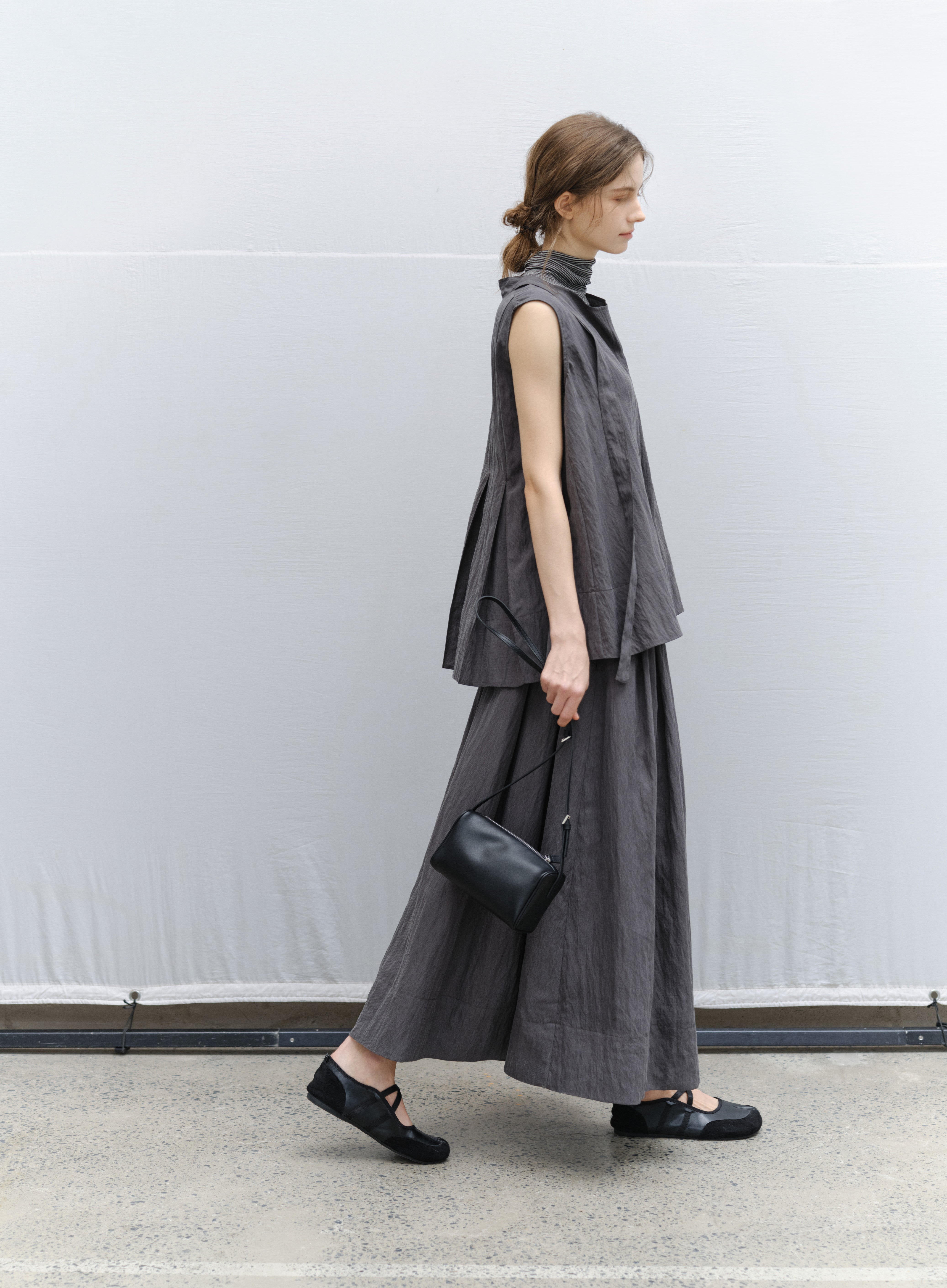 DRY CRINKLE SMOOTH BLOUSE / ドライクリンクルスムースブラウス