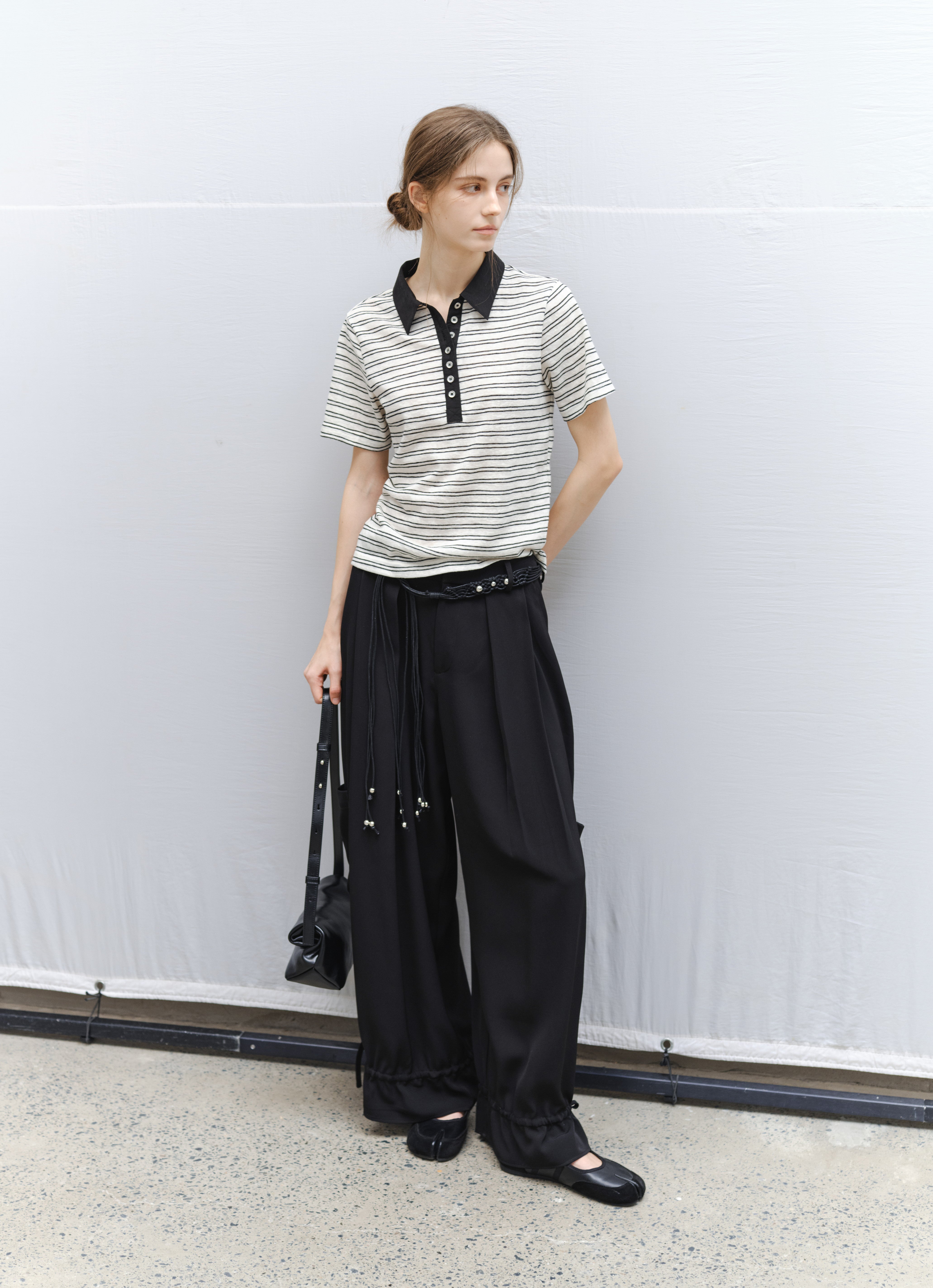 LINEAR BUTTON STRIPE TEE