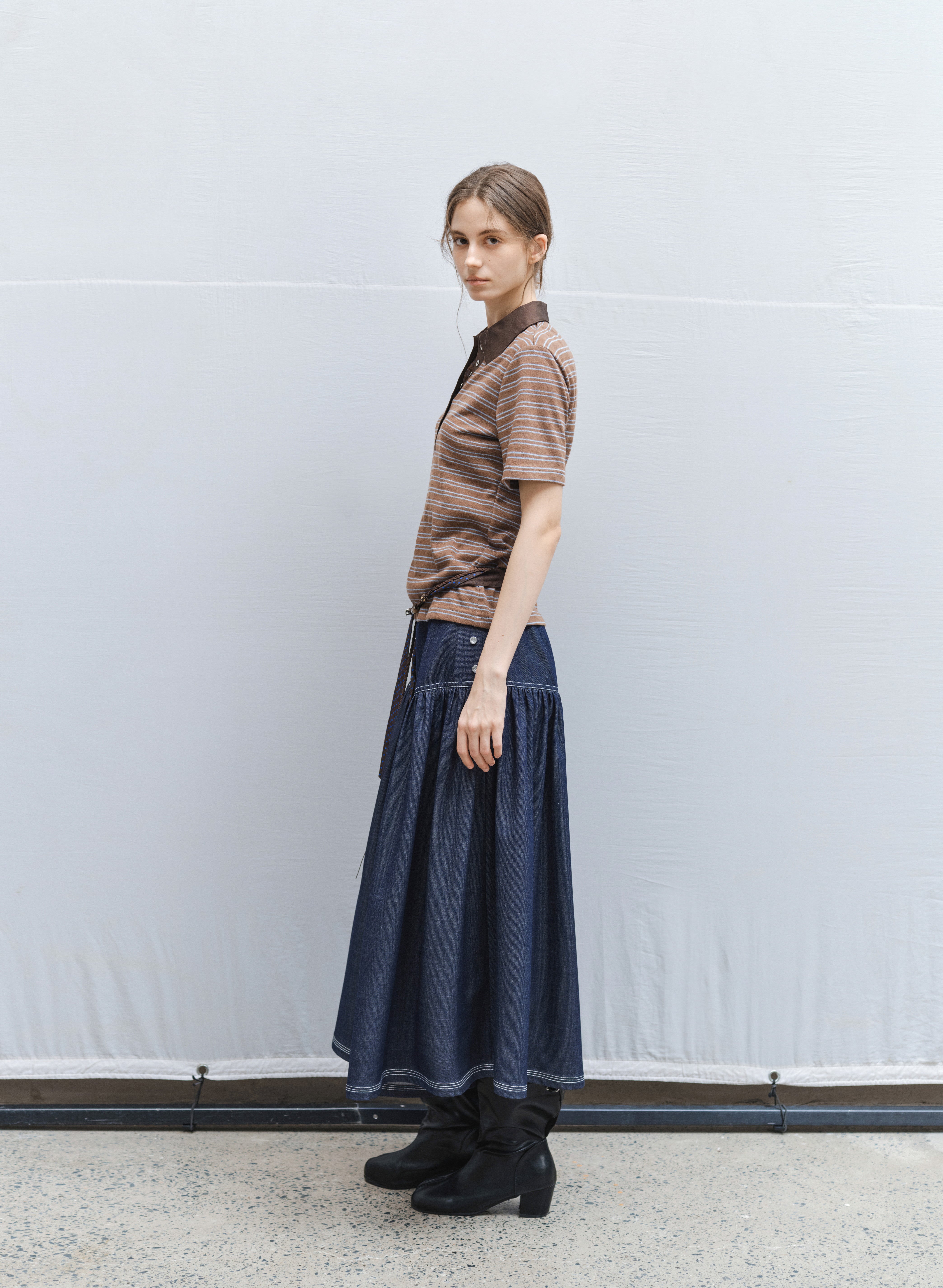 LINEAR BUTTON STRIPE TEE
