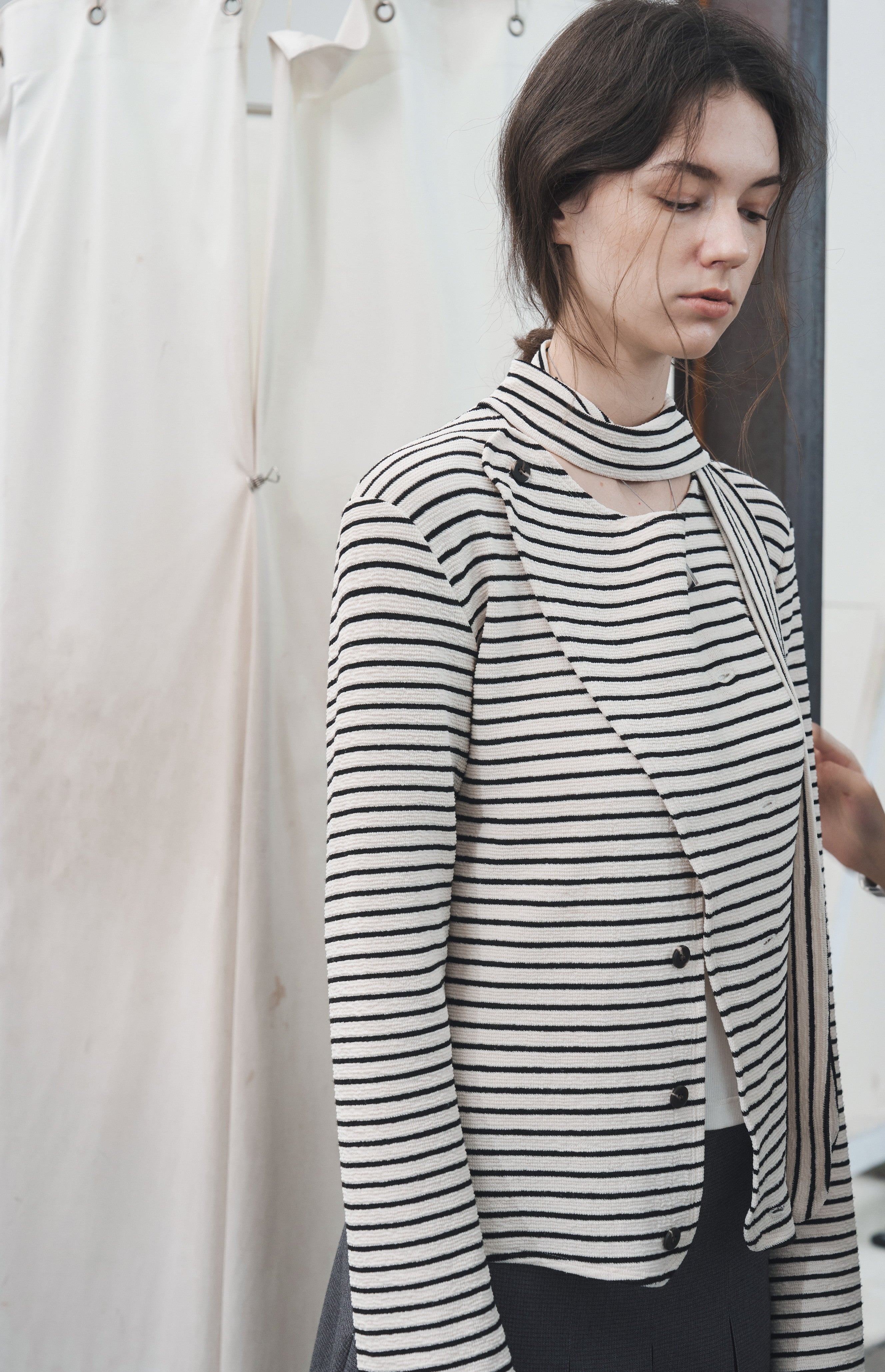 FLARE CROSS STRIPED SHIRT