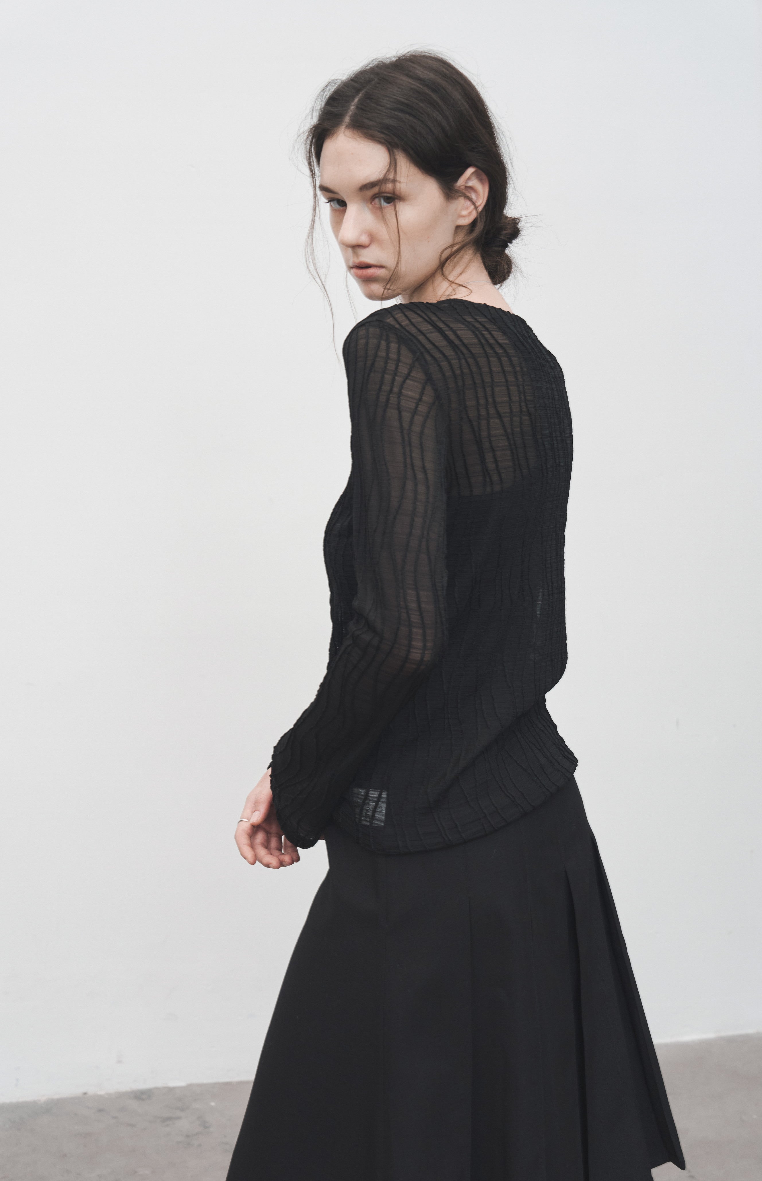 WAVE JACQUARD SHEER TOP / ウェーブジャカードシアートップ