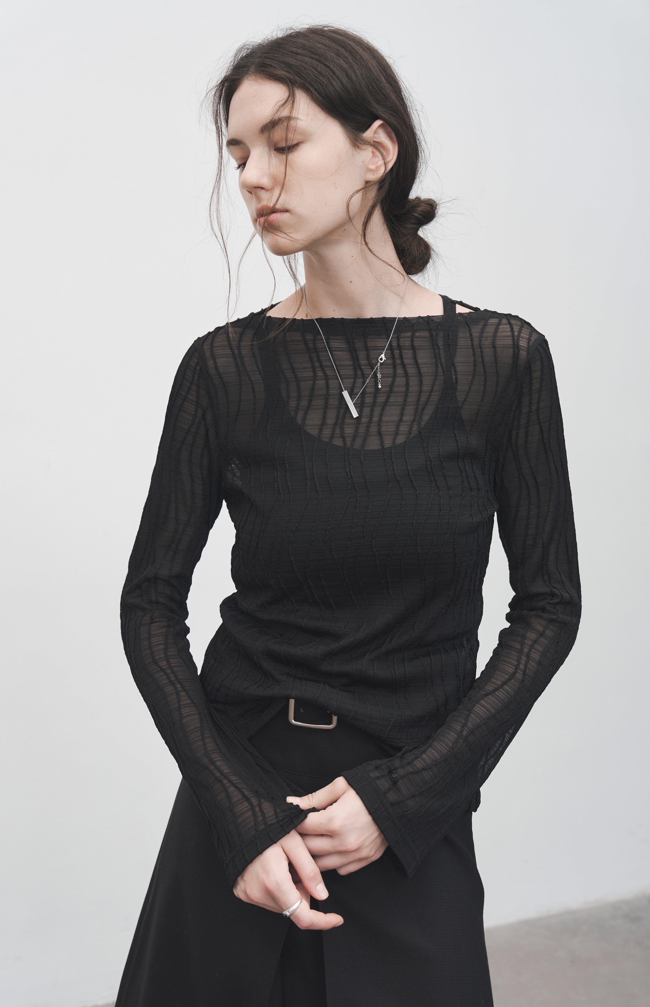 WAVE JACQUARD SHEER TOP