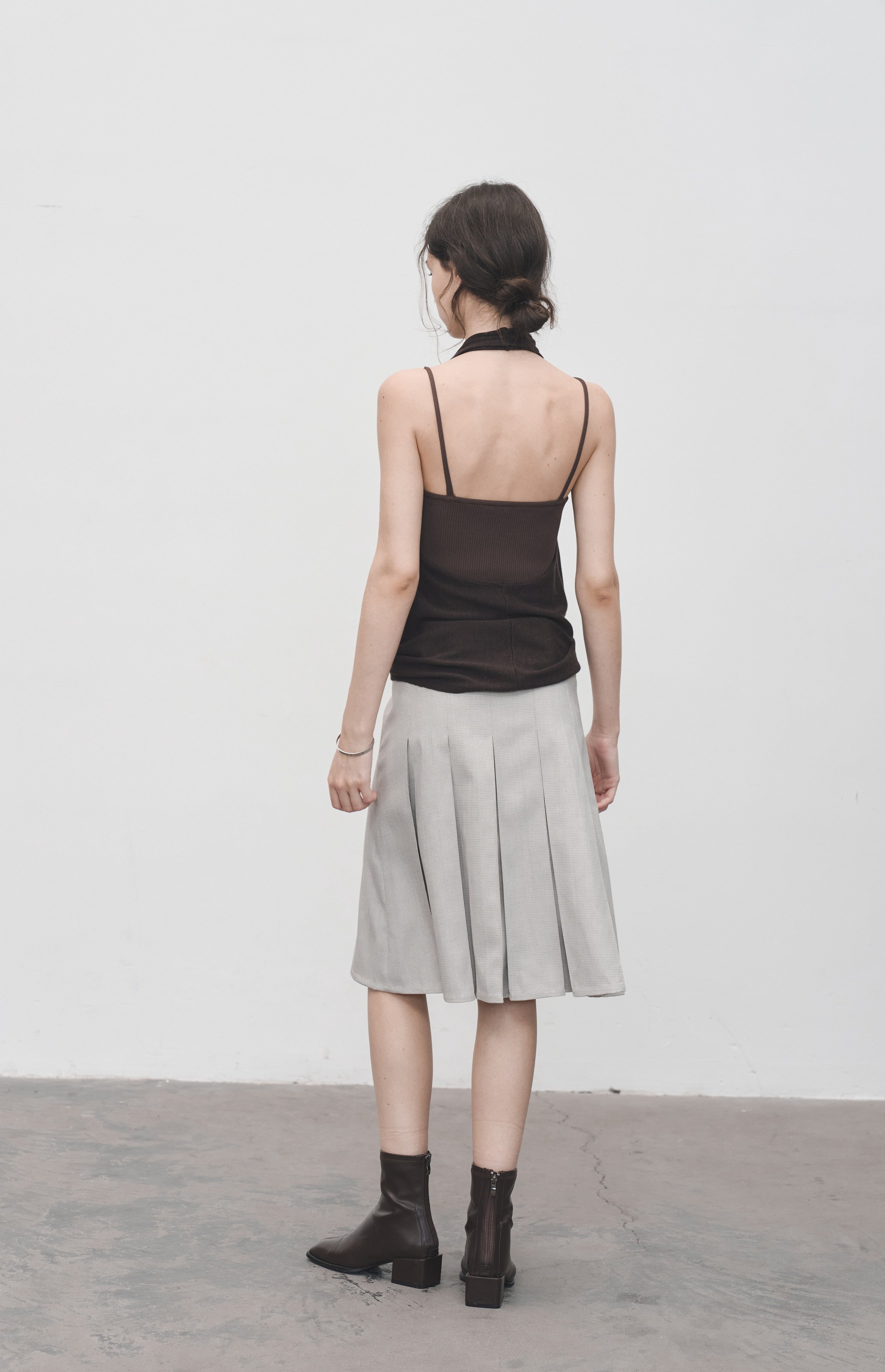 HALTER NECK DRAPED TOP / ホルターネックドレープトップ
