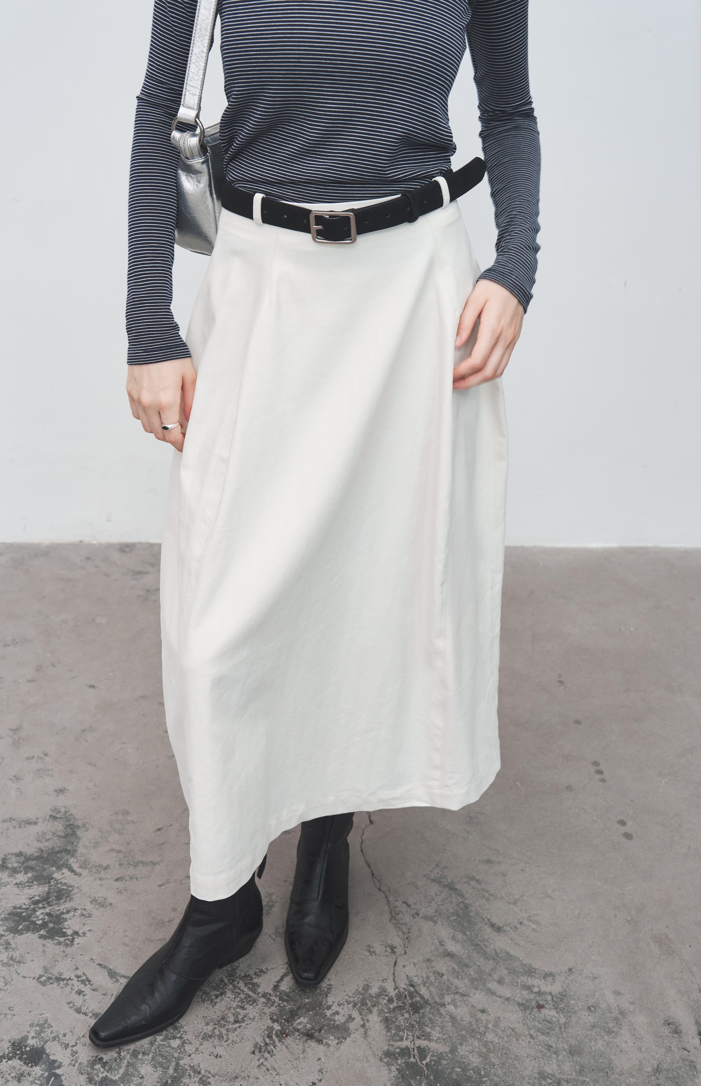 WIDE CUT COCOON SKIRT / ワイドカットコクーンスカート