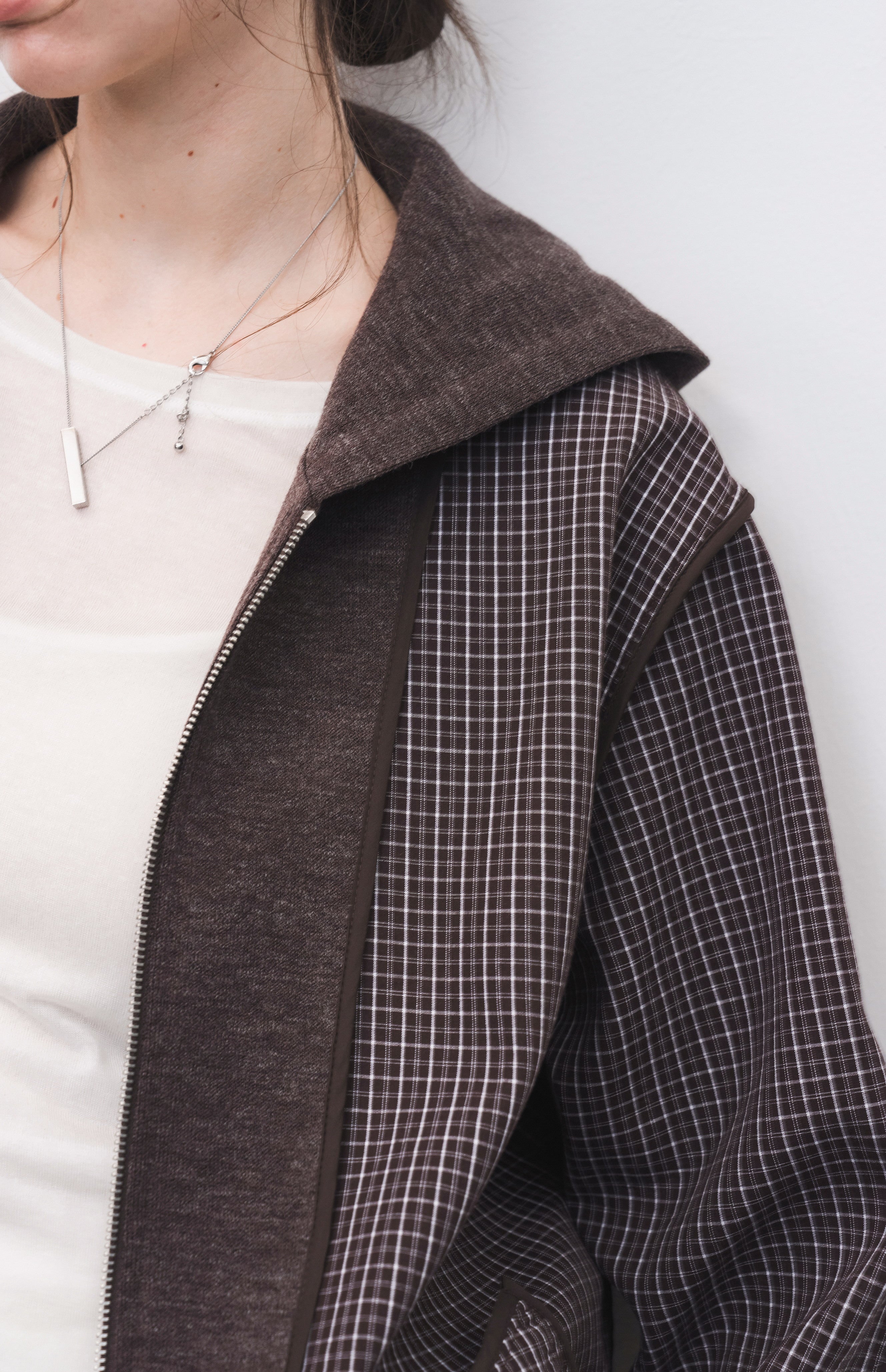 REVERSIBLE PLAID HOODED CARDIGAN / Reversible check hooded cardigan