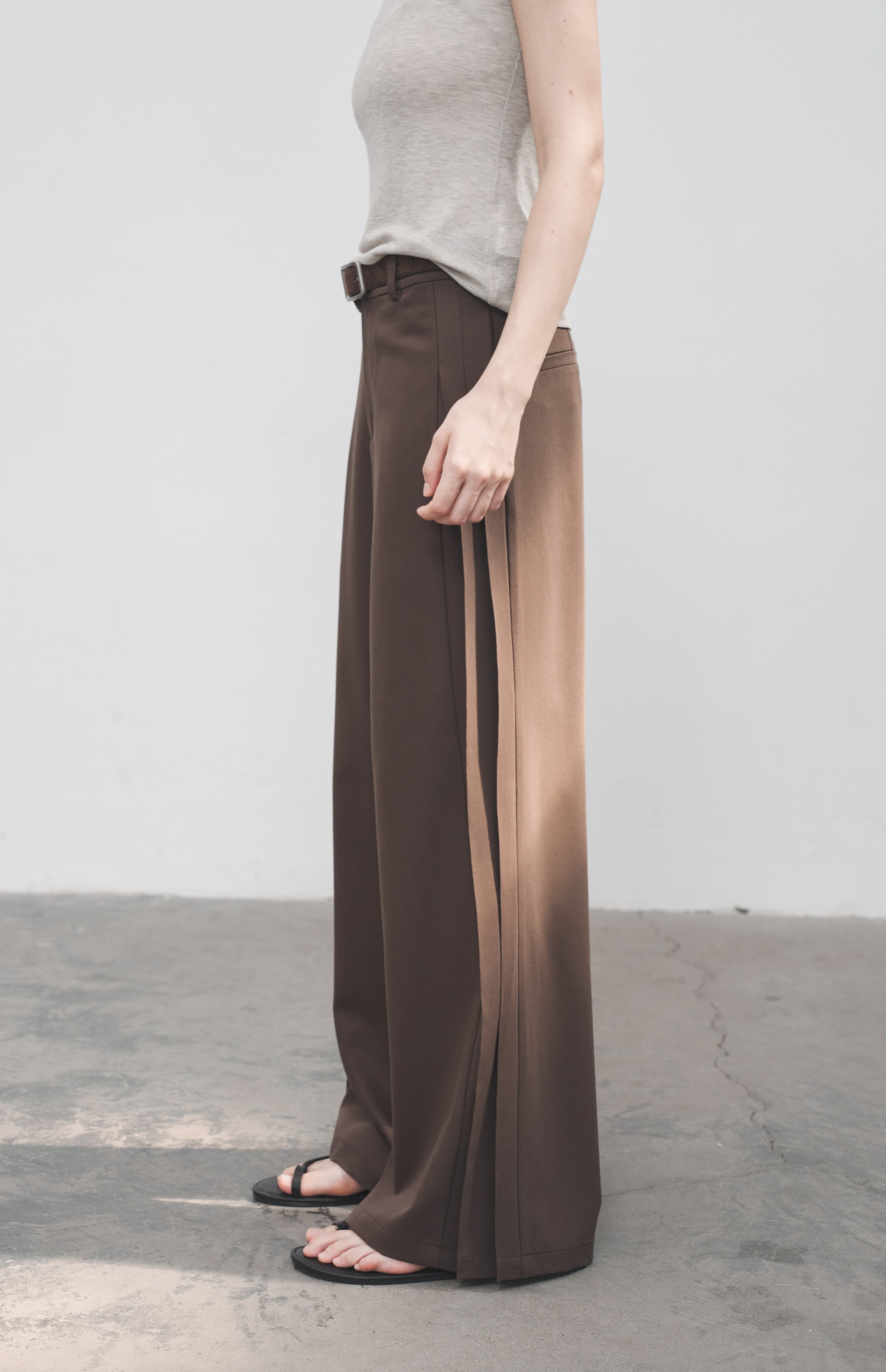SIDE PLEATED WIDE SLACKS / サイドプリーツワイドスラックス