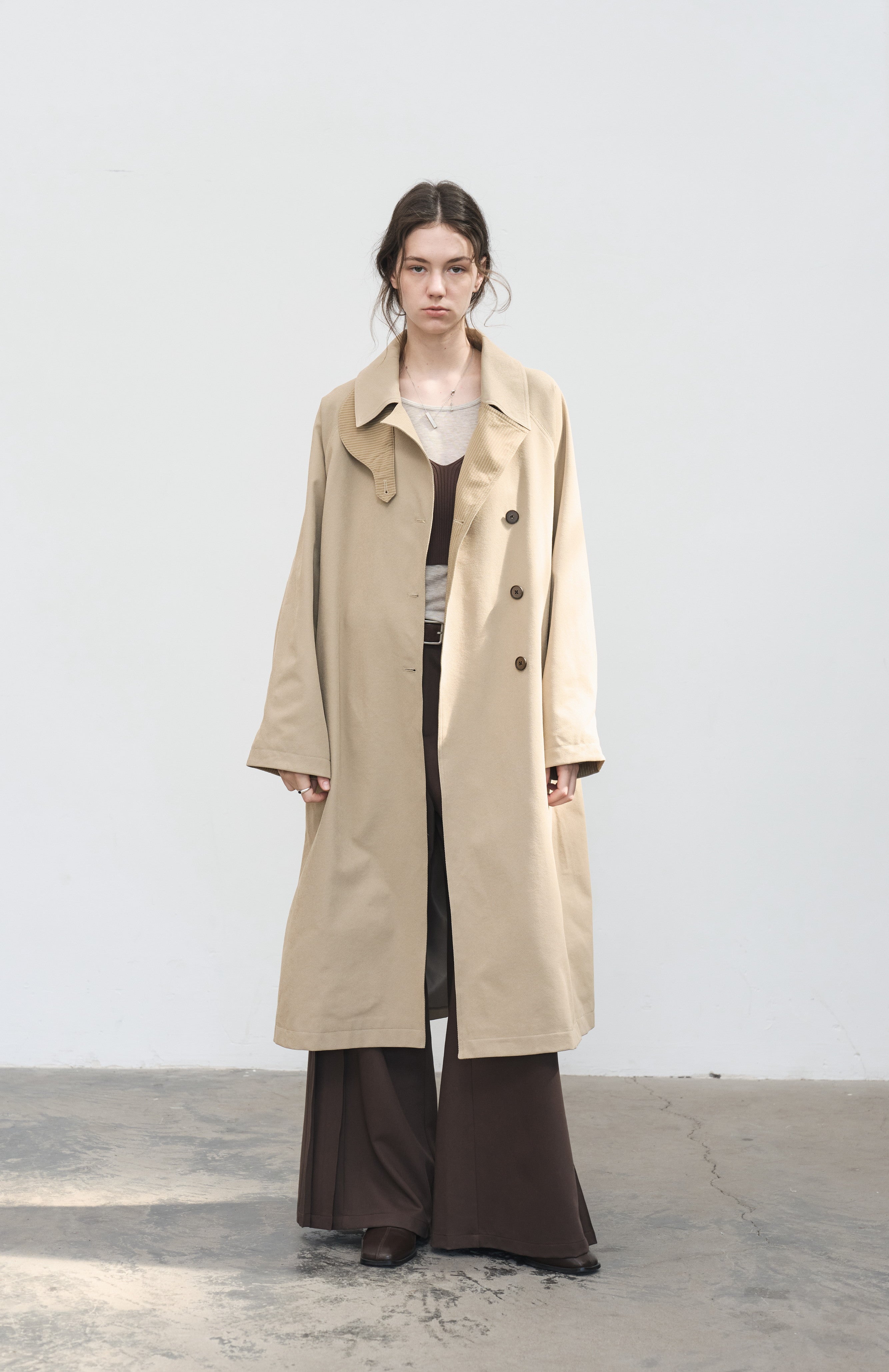 ACCENT STRIPE NECK TRENCH