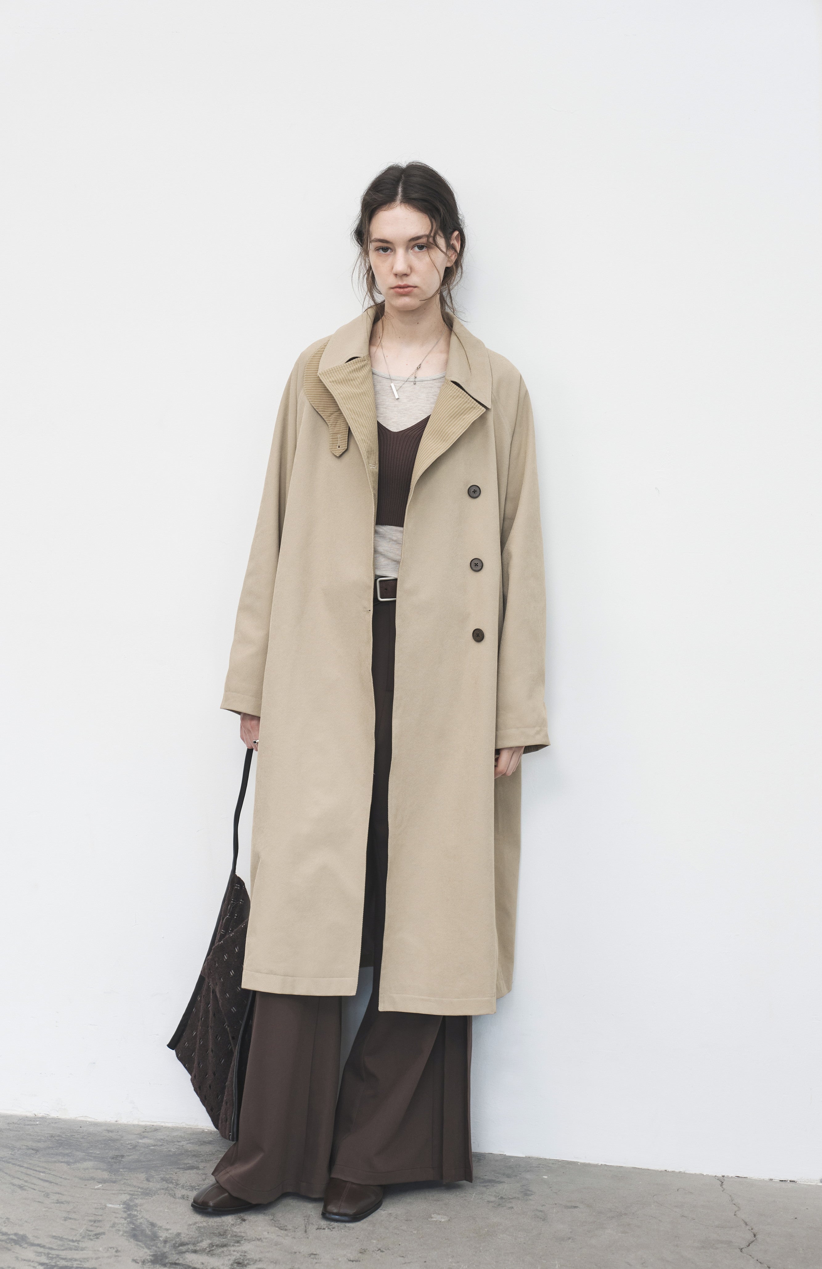 ACCENT STRIPE NECK TRENCH