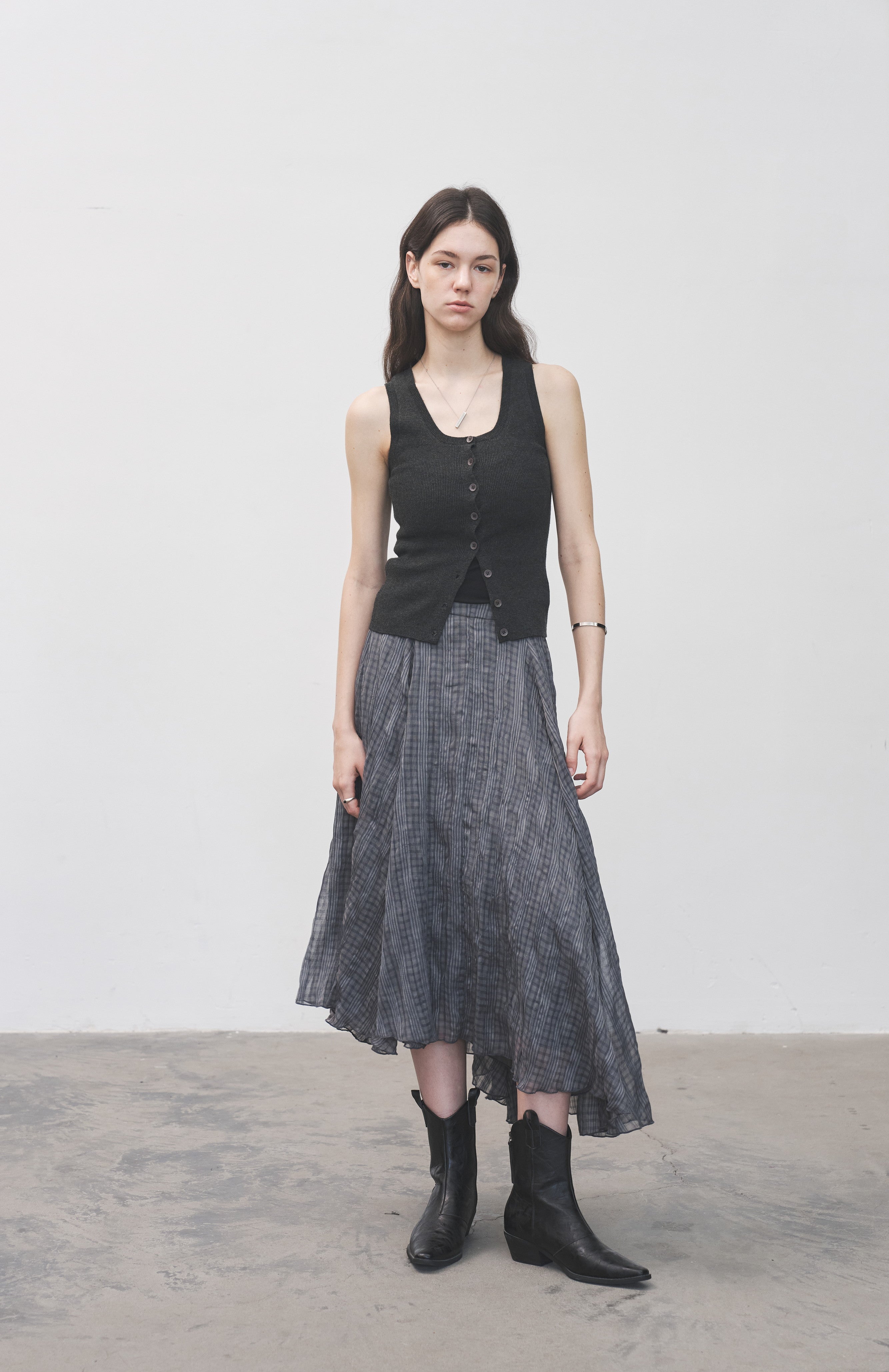 WRINKLED PLAID ASYM SKIRT / 링클 체크 아심 스커트