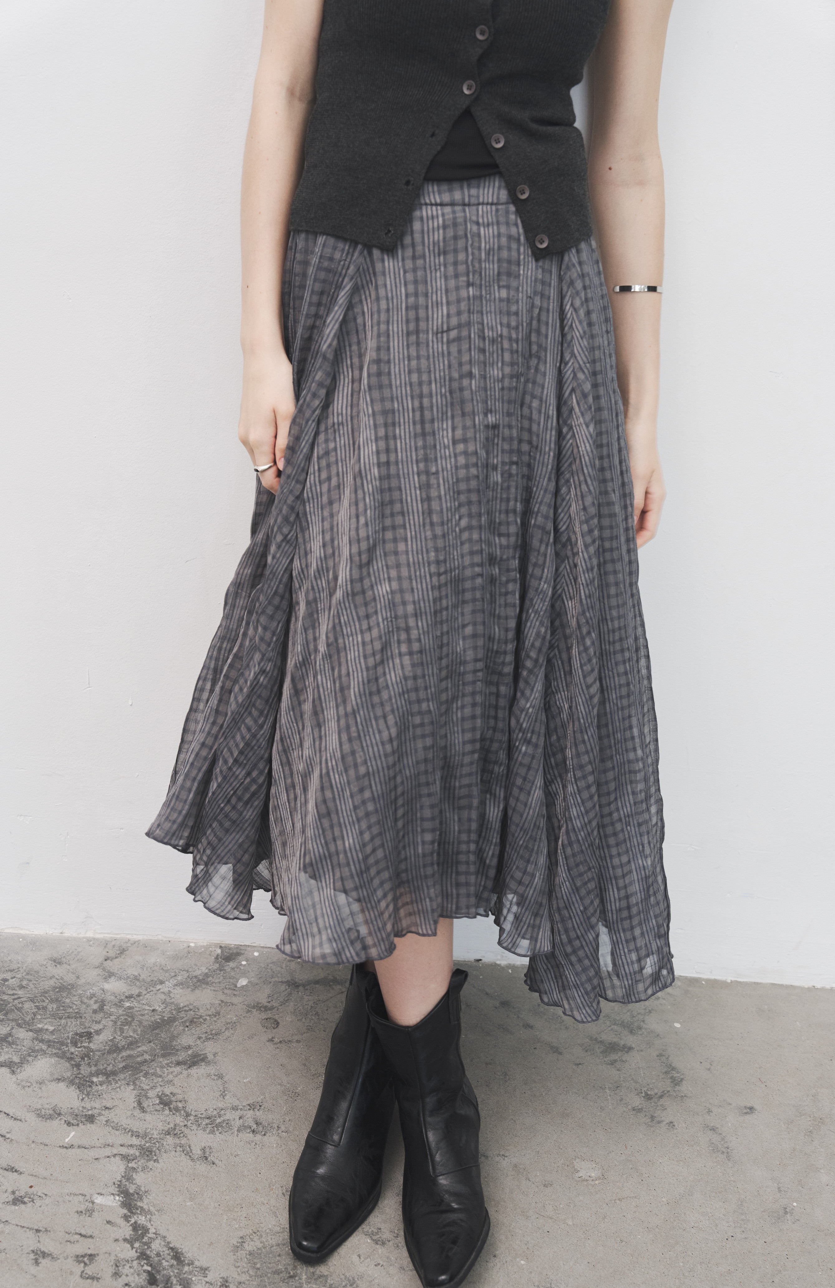 WRINKLED PLAID ASYM SKIRT / 링클 체크 아심 스커트