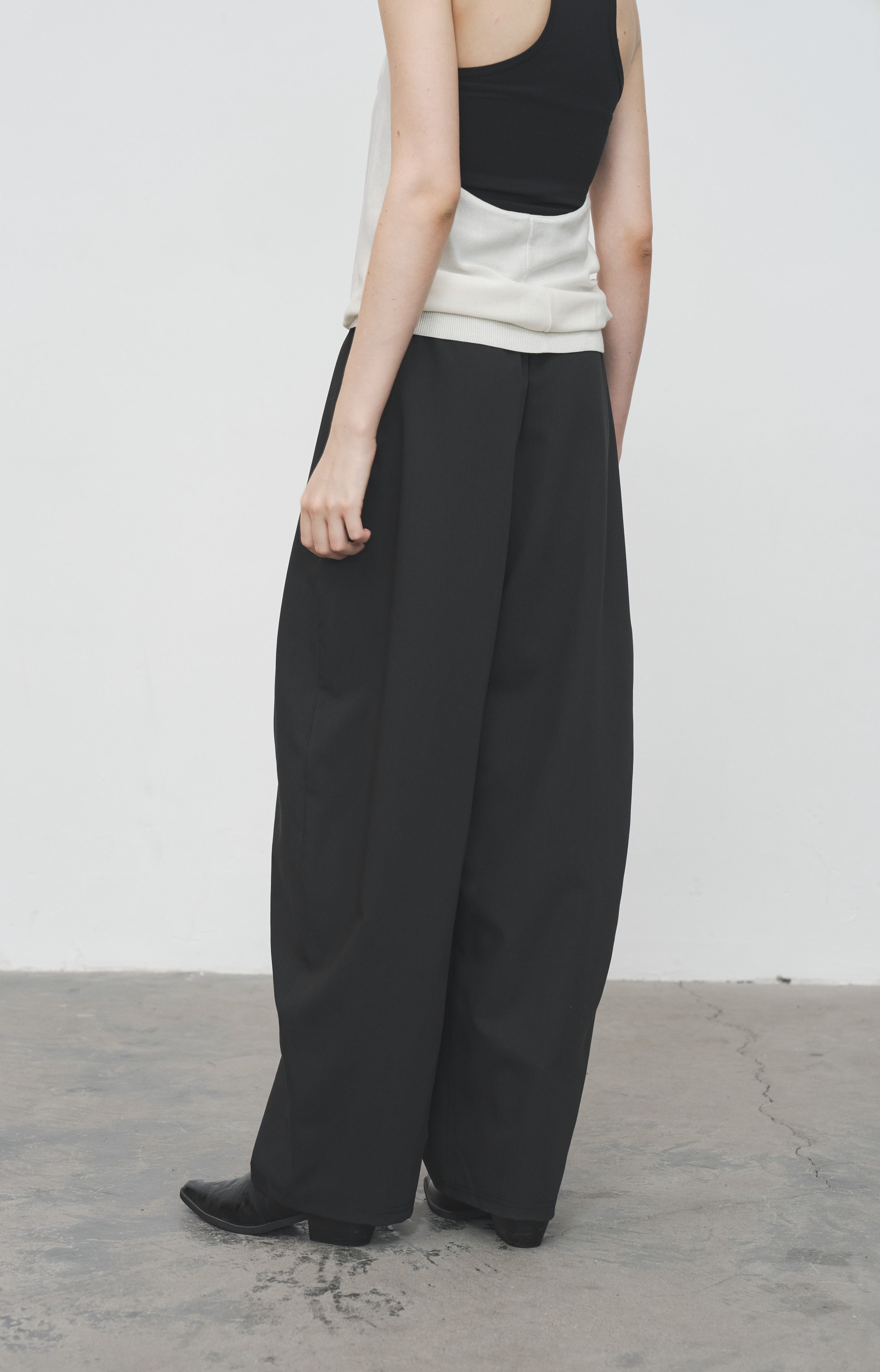 LOOSE DRAPE WIDE SLACKS