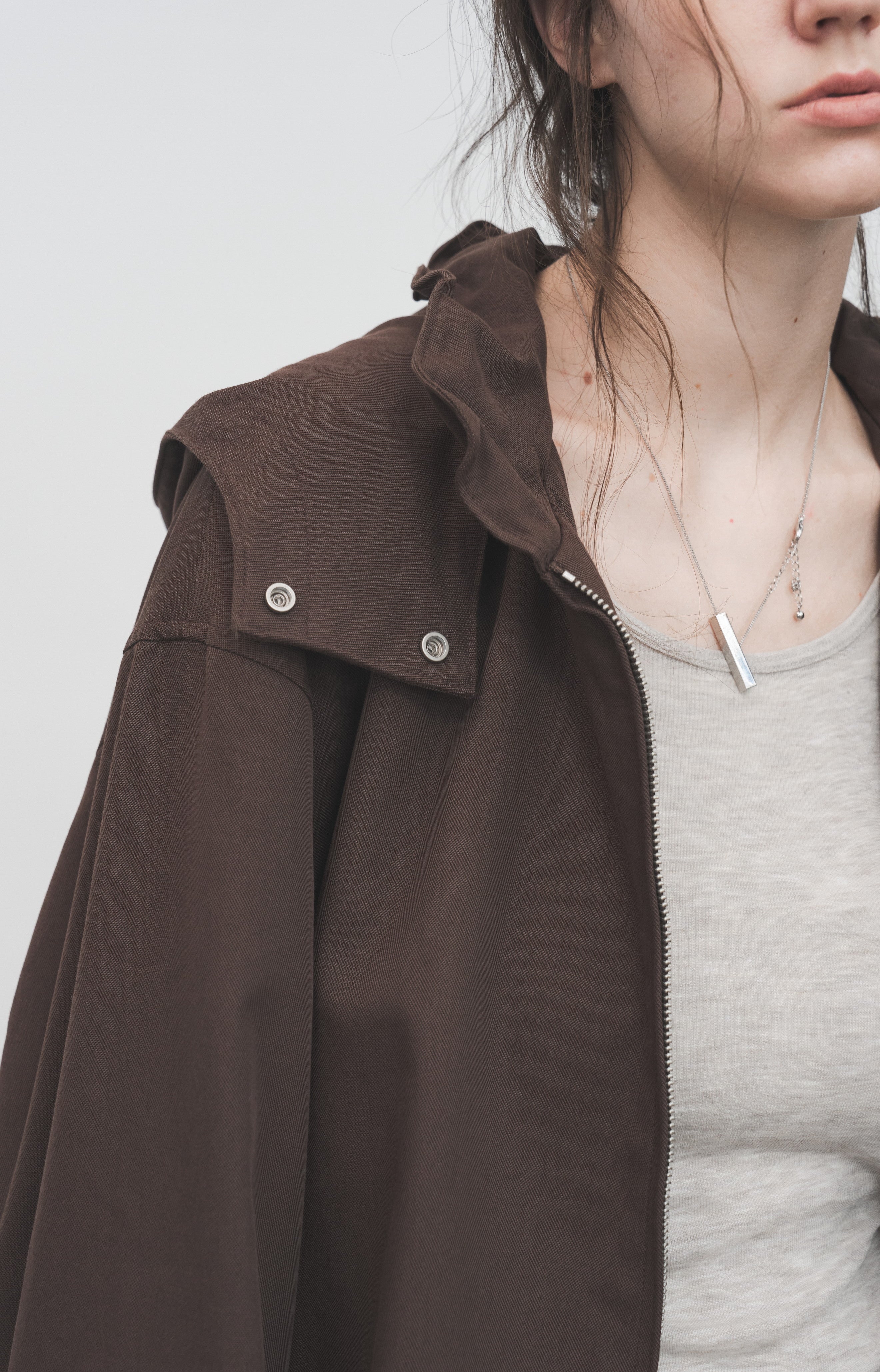 LACE COLLAR HOODED BLOUSON