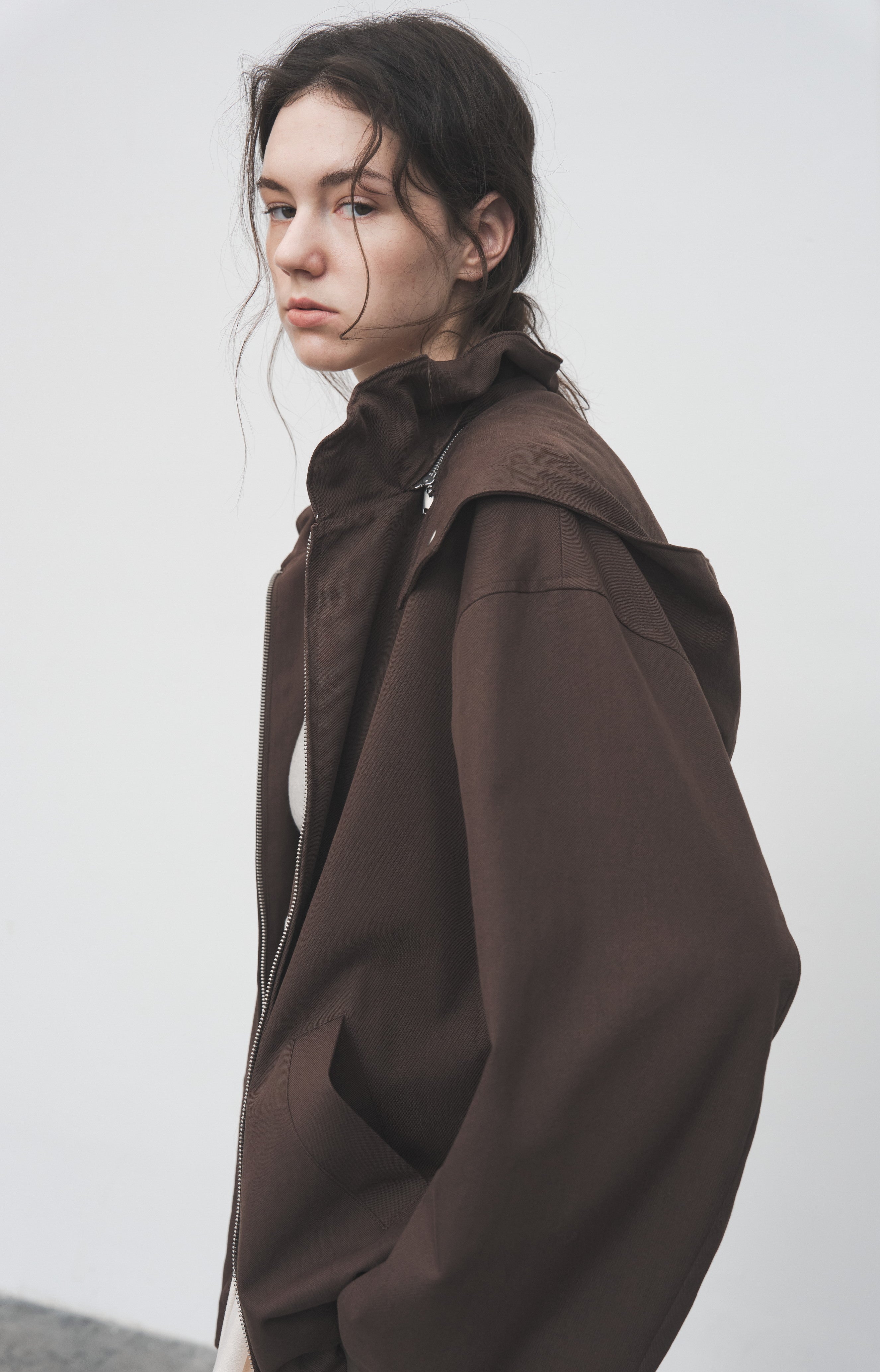 LACE COLLAR HOODED BLOUSON