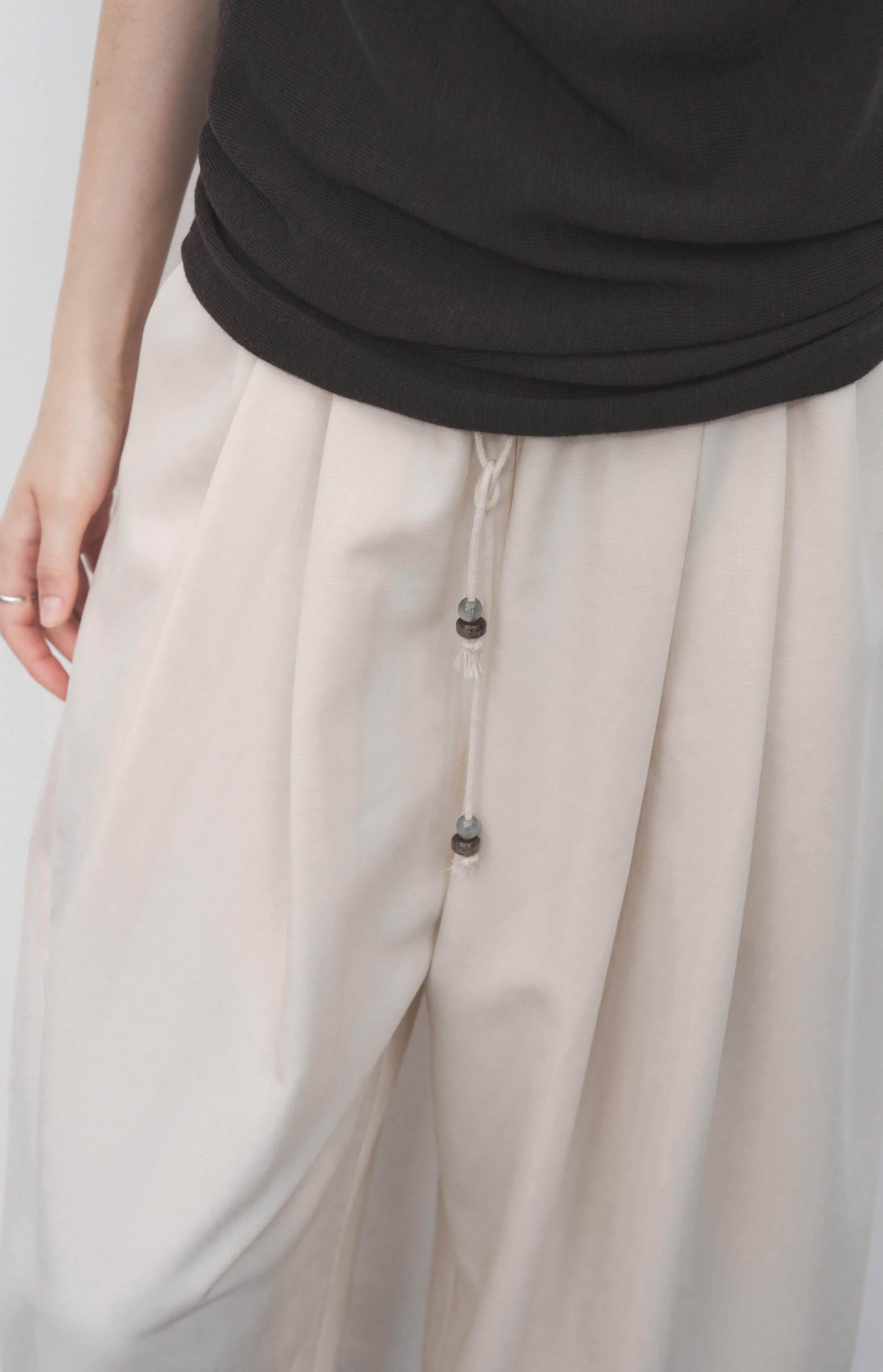 LOOSE DRAPE WIDE SLACKS