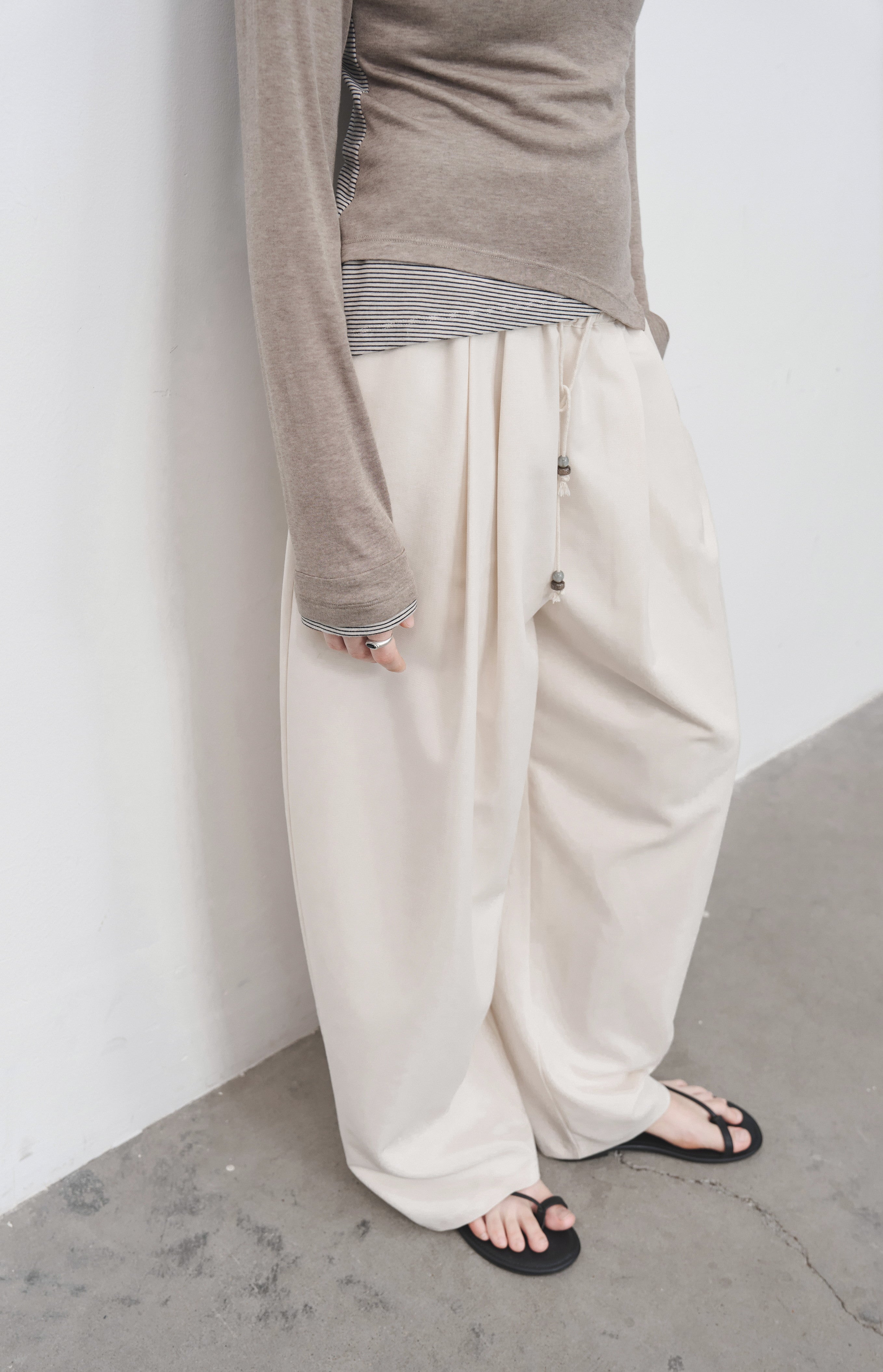 LOOSE DRAPE WIDE SLACKS
