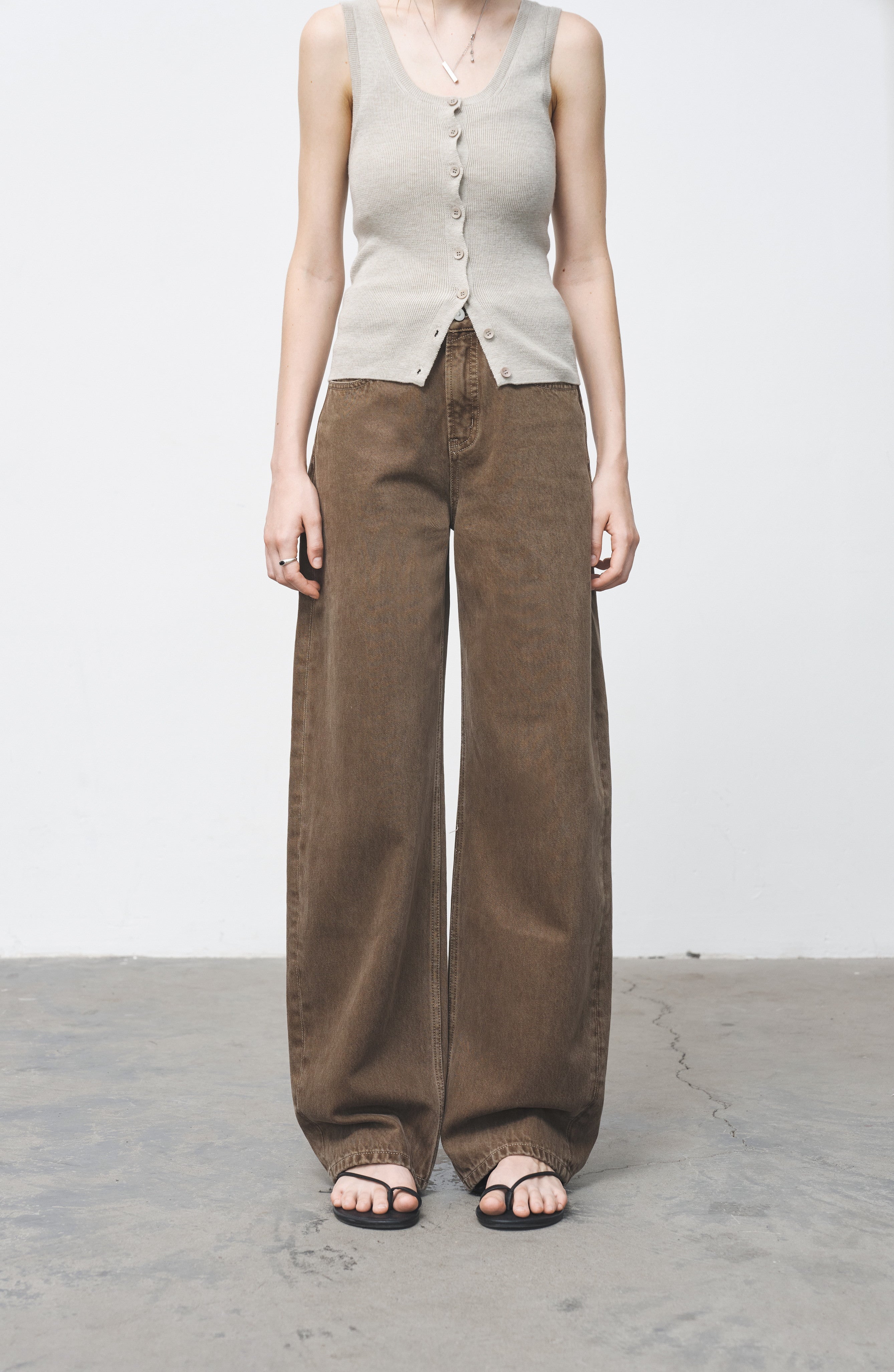 FADED BASIC STRAIGHT JEANS / フェードベーシックストレートジーンズ