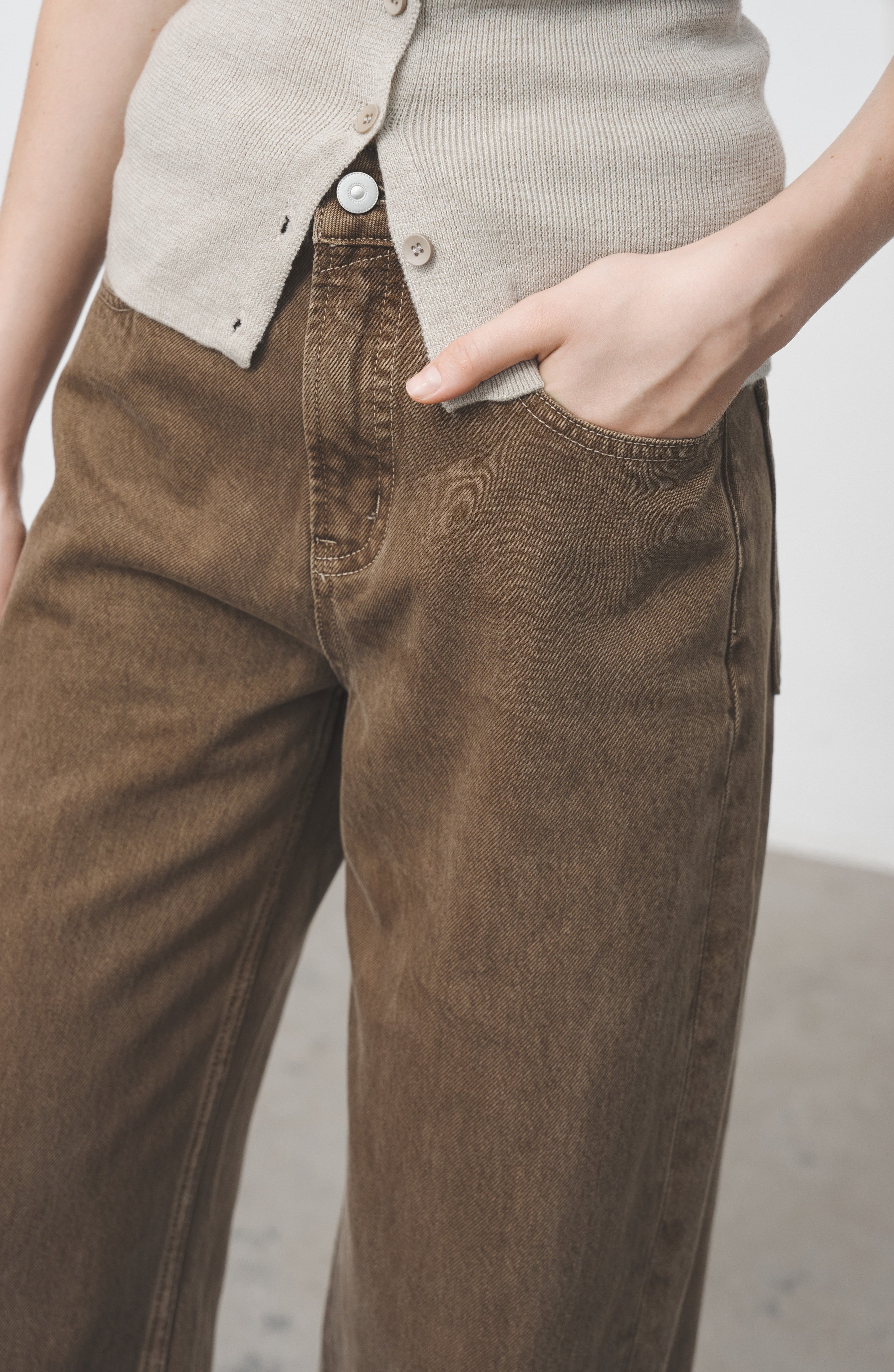FADED BASIC STRAIGHT JEANS / フェードベーシックストレートジーンズ