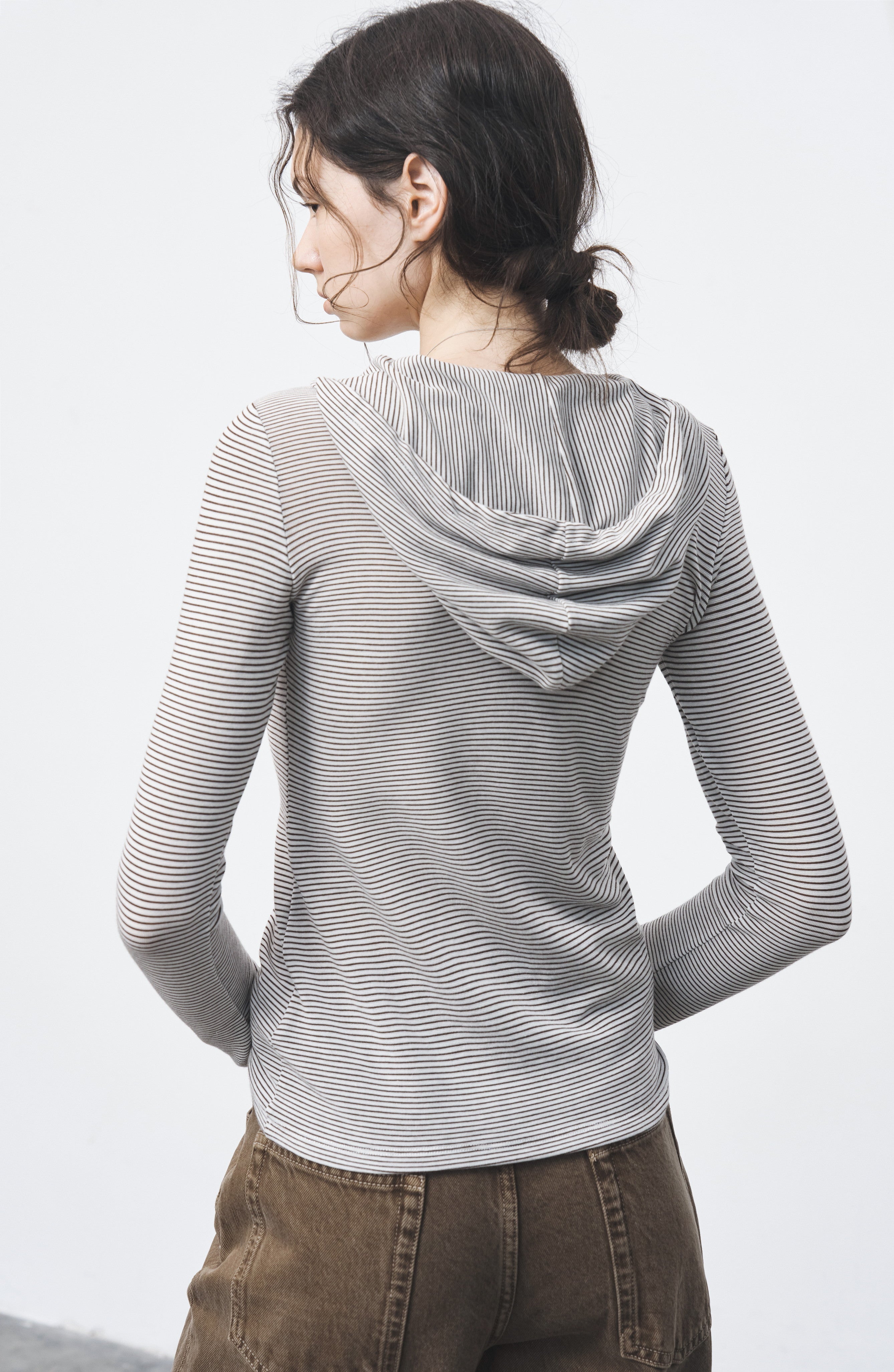 HOODED STRIPE FIT LONG T-SHIRT / フードストライプフィットロングTシャツ